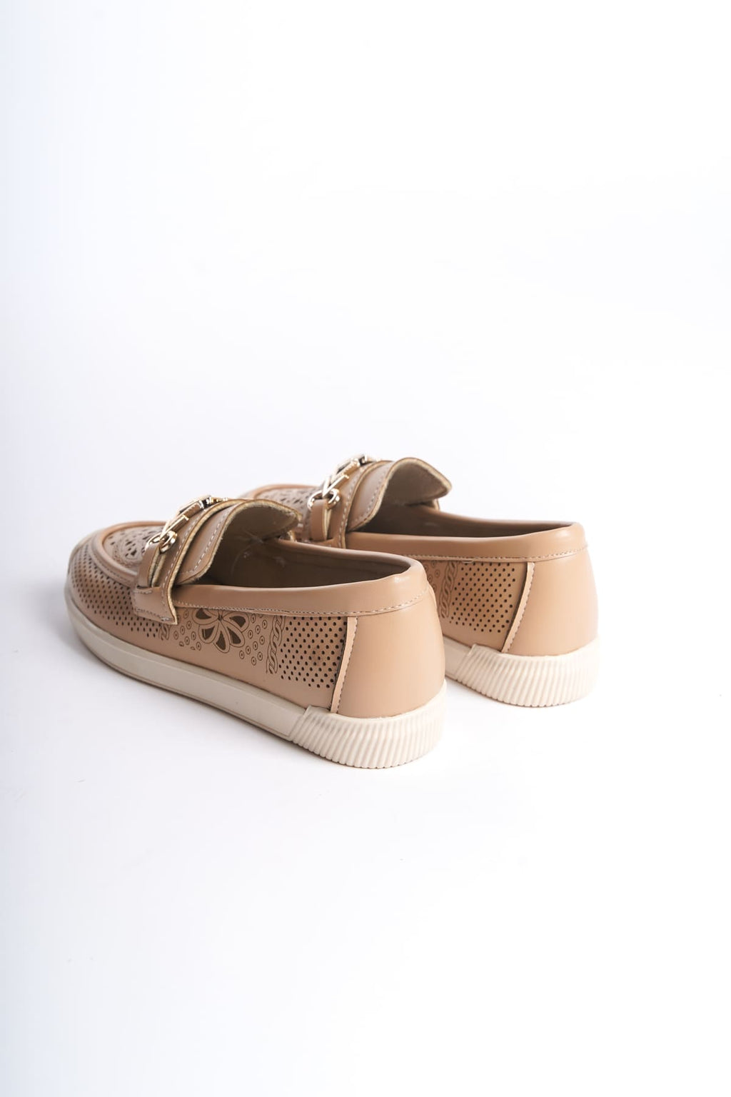 SoftWalk Bağcıksız Ortopedik Rahat Kadın Babet Ayakkabı - Çiçek Desen Ten