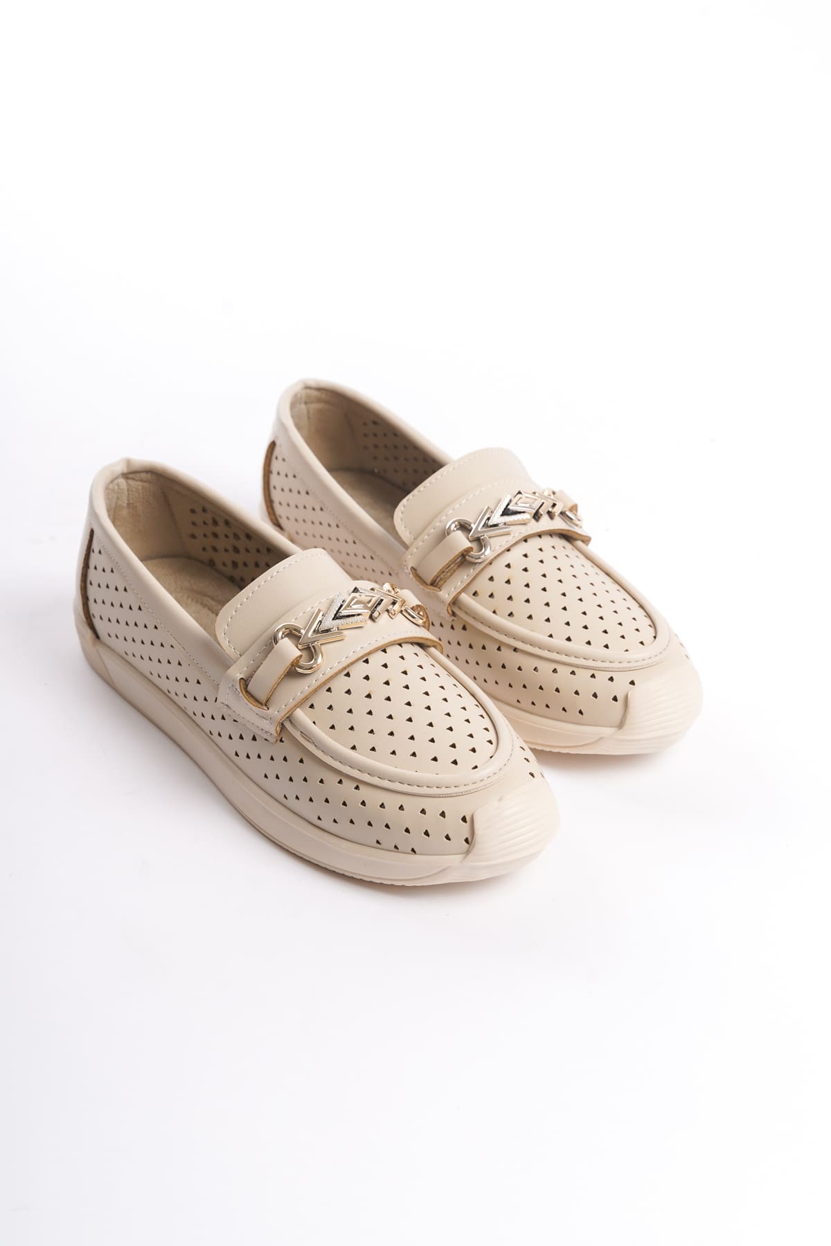 SoftWalk Bağcıksız Ortopedik Rahat Kadın Babet Ayakkabı - Kalp Desen Krem