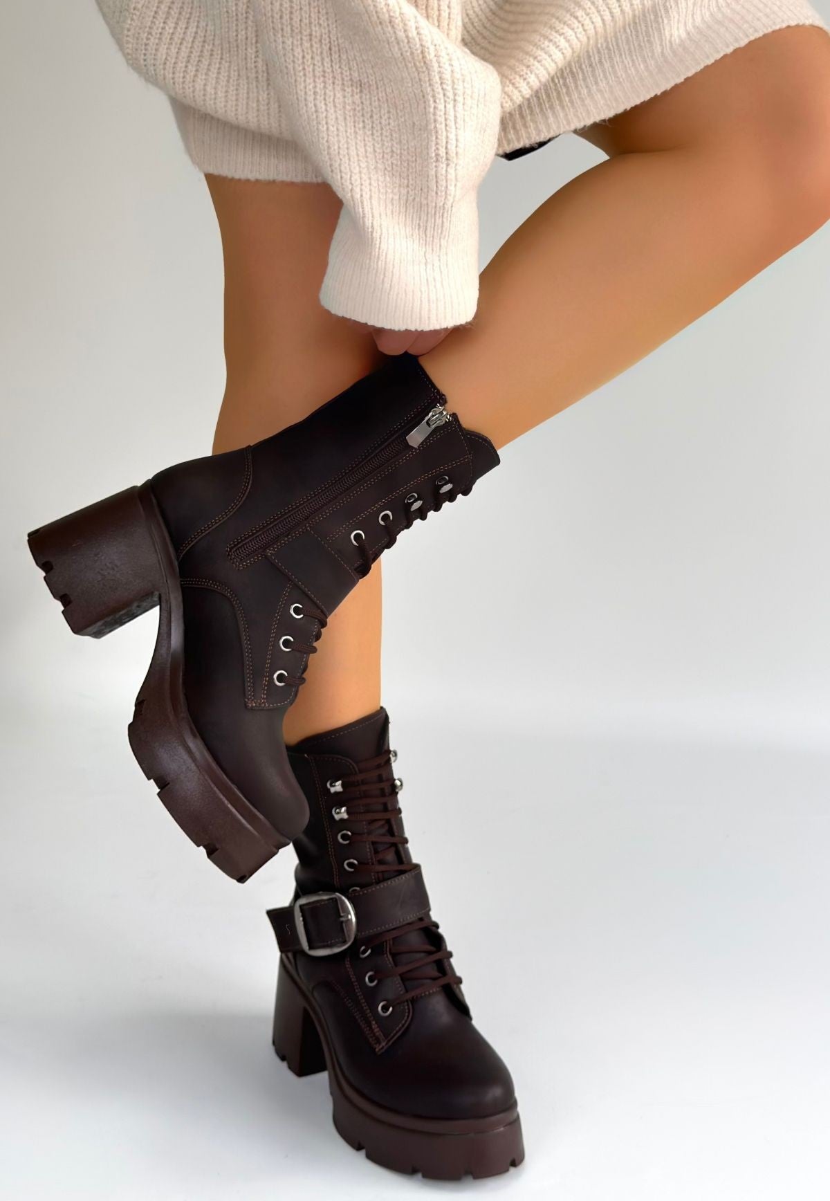 Linma Premium Acı Kahve Dolgu Topuklu Bağcıklı Bot