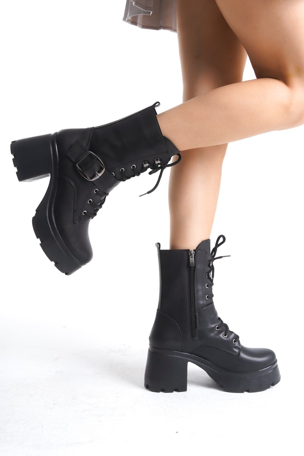 Linma Premium Siyah Dolgu Topuklu Bağcıklı Bot