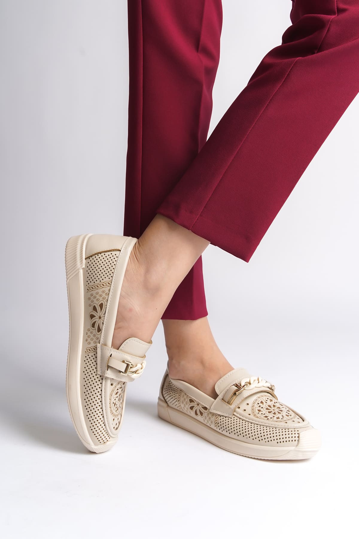 LIZY Laceless Orthopedic Comfortable Floral Patterned Ballerina Mother's Shoes - Cream