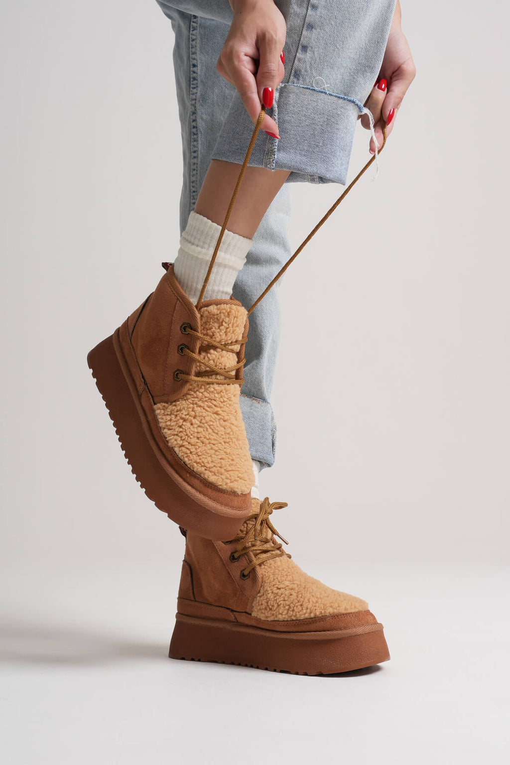 Loana Premium Women's Fur Lined Tan Winter Thick-Soled Boots