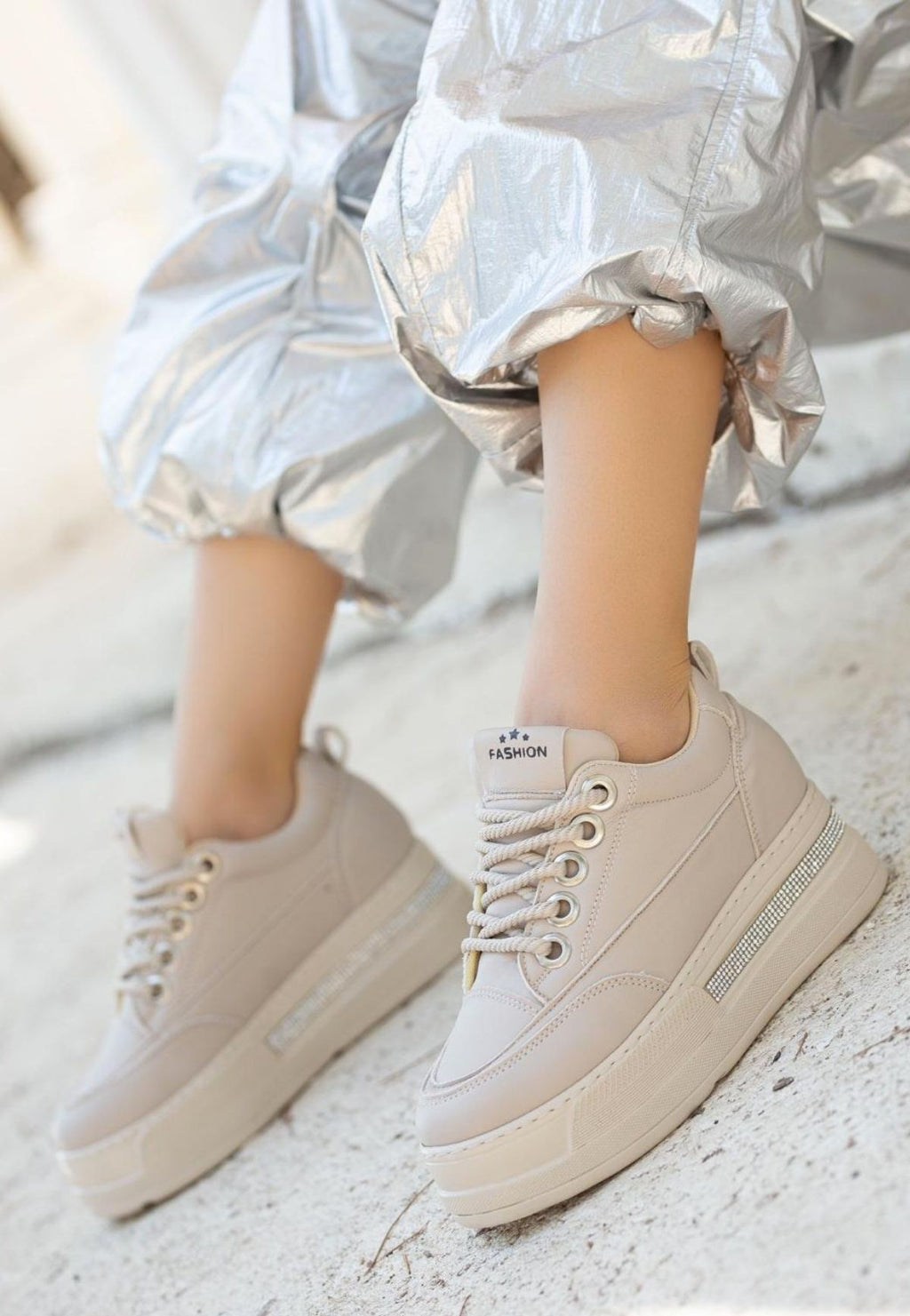 LULU Premium Ortopedik Bej Gizli Topuk Kadın Sneakers