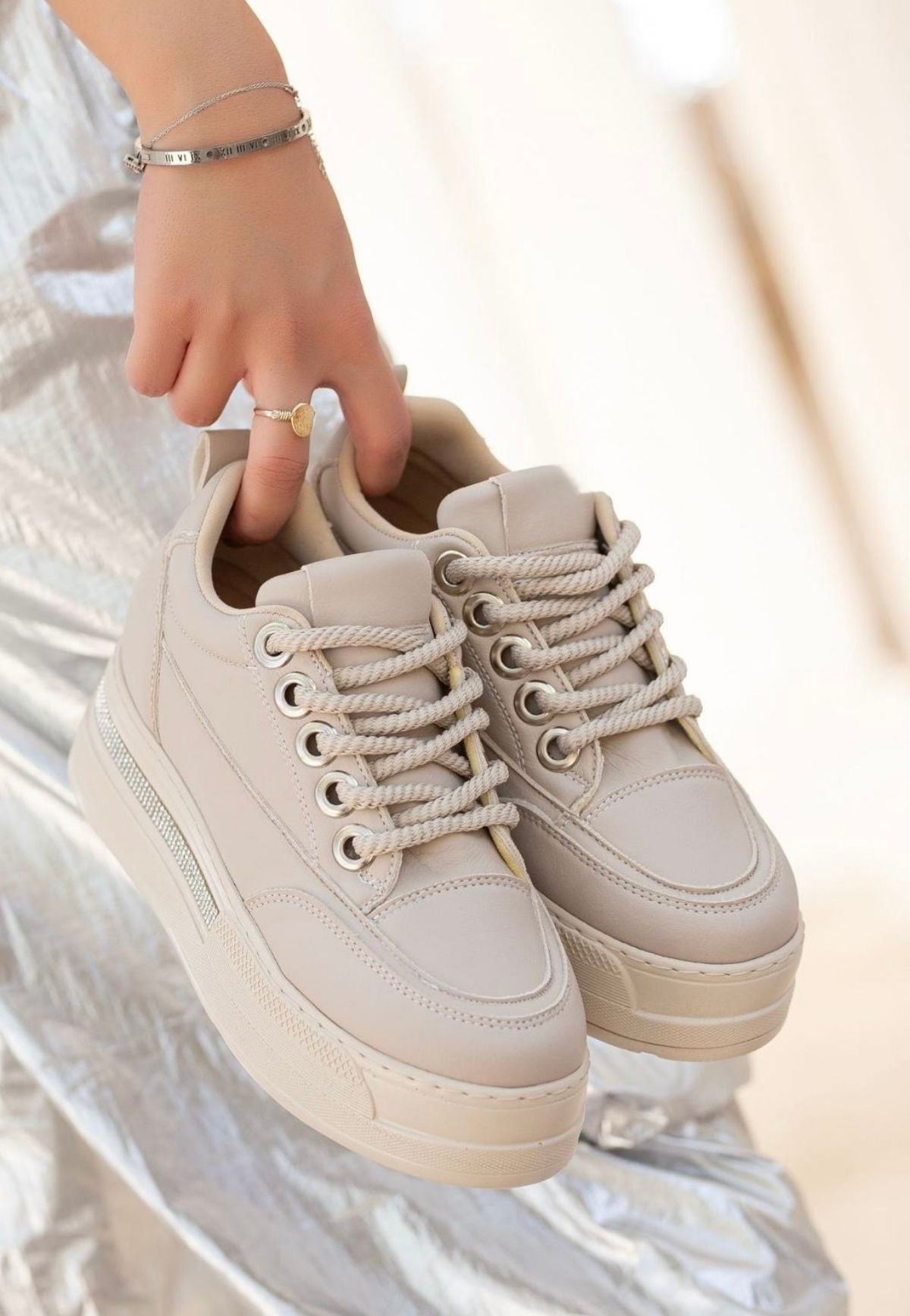 LULU Premium Ortopedik Bej Gizli Topuk Kadın Sneakers