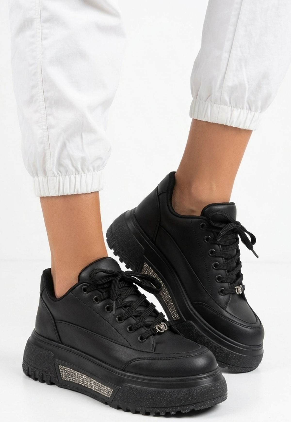 Luto Premium 5 cm Kalın Taban Siyah Bağcıklı Kadın Sneaker