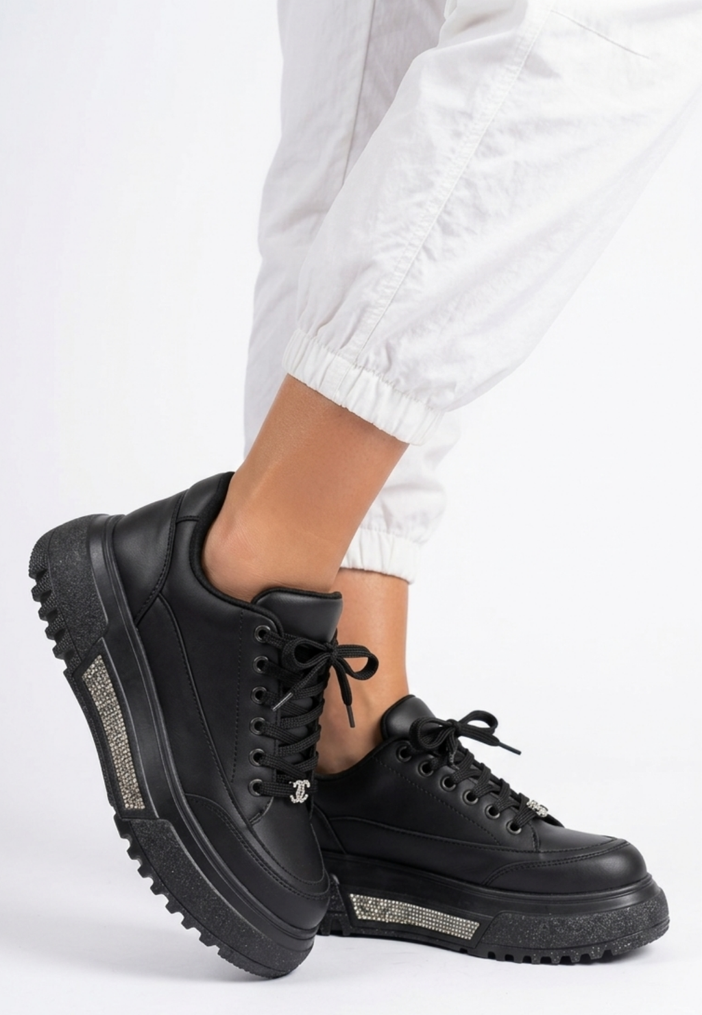 Luto Premium 5 cm Kalın Taban Siyah Bağcıklı Kadın Sneaker