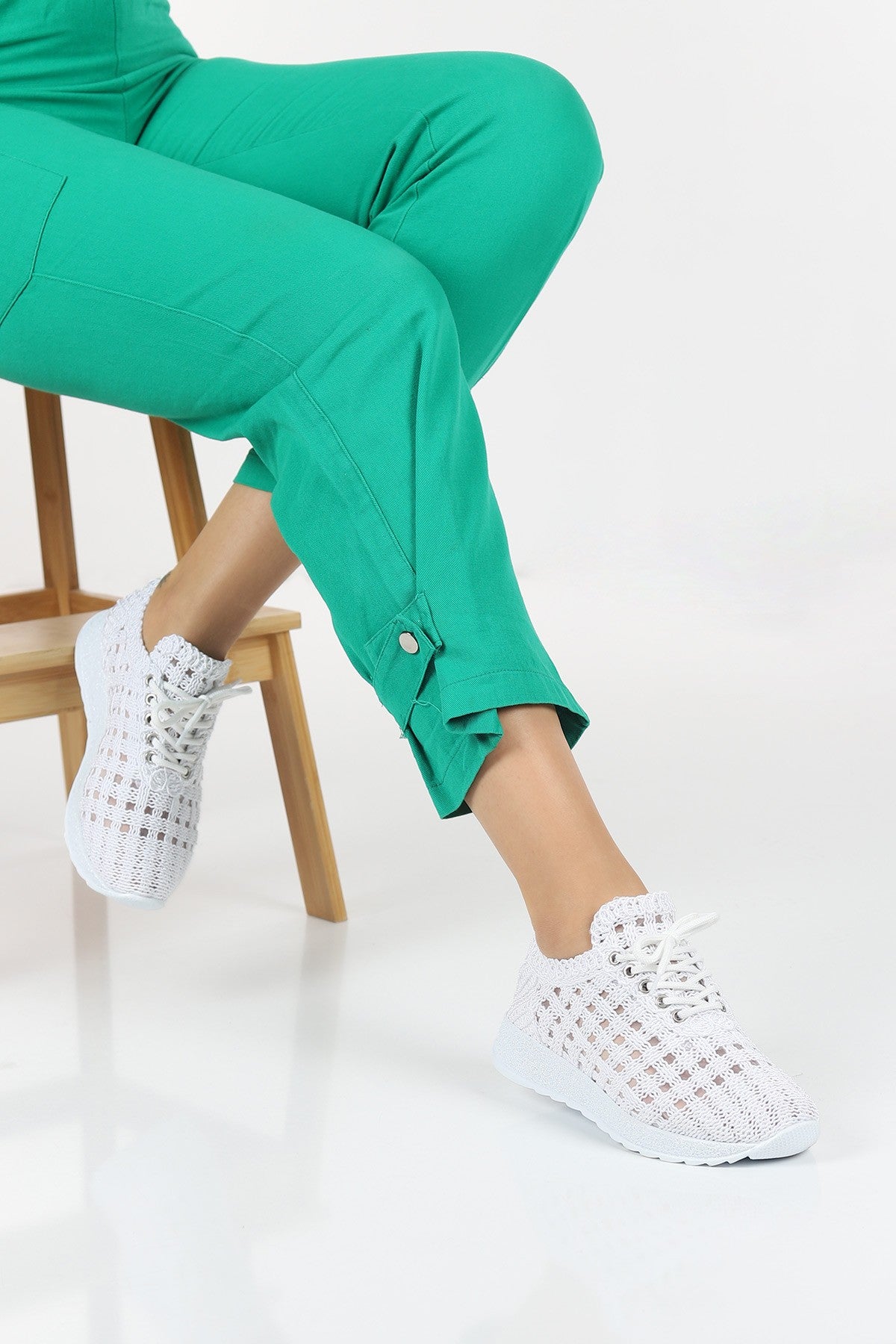Luzia Elegant Design Model Lace Design Women's Sneakers White