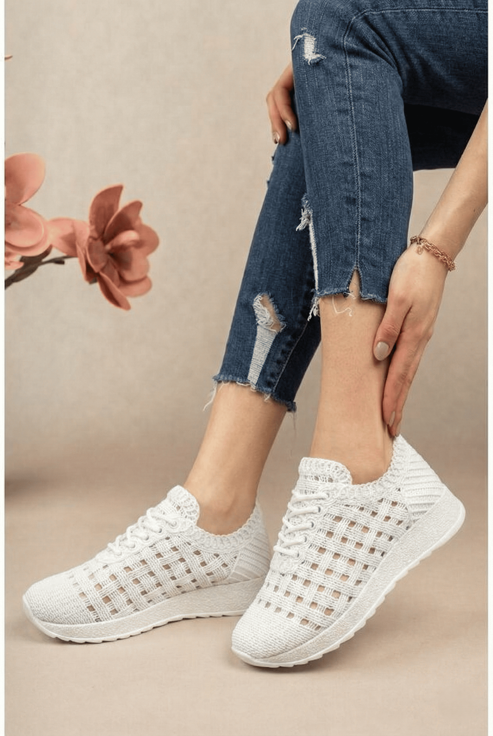 Luzia Elegant Design Model Lace Design Women's Sneakers White