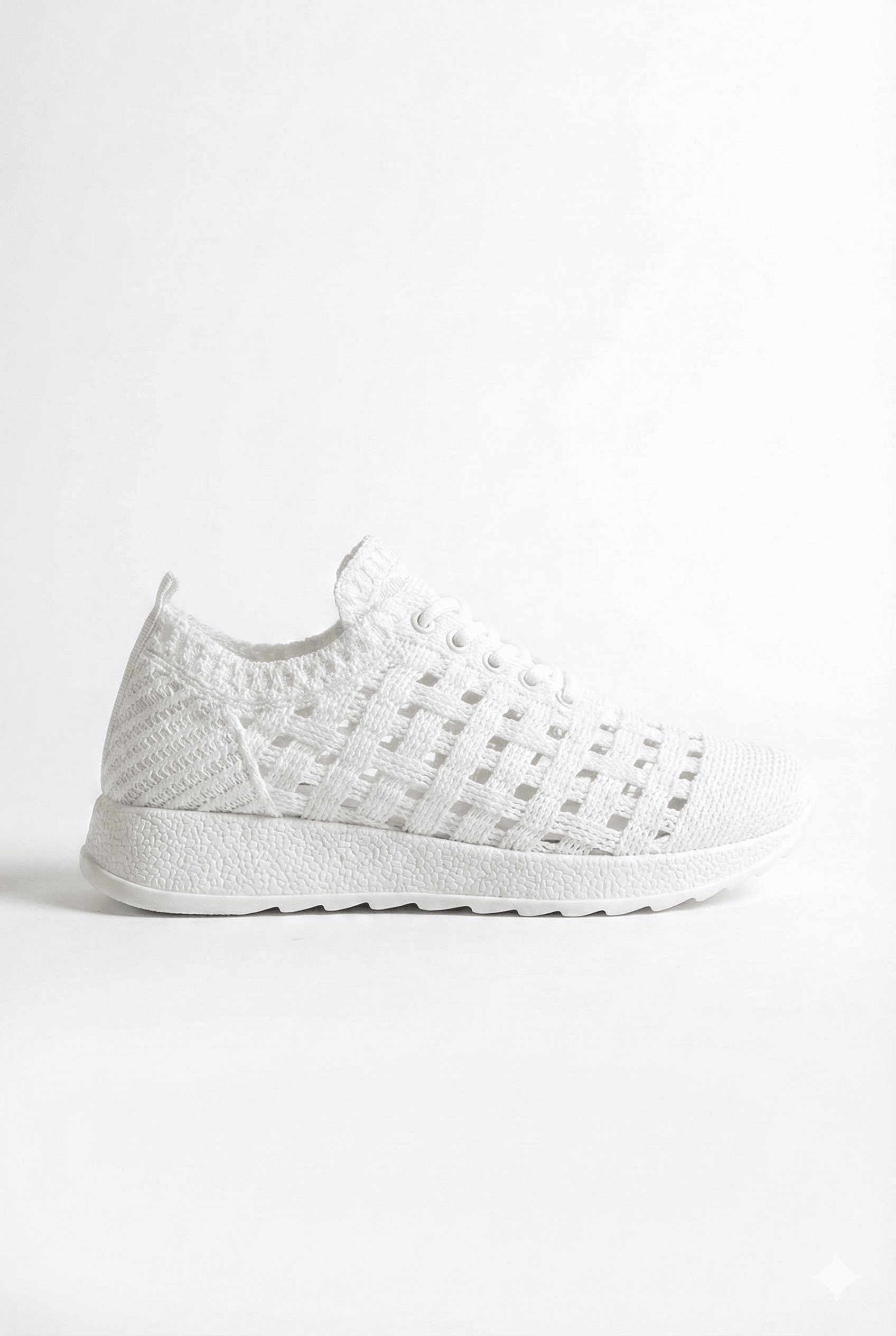 Luzia Elegant Design Model Lace Design Women's Sneakers White