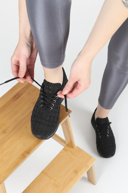 Luzia Elegant Design Model Lace Design Women's Sneakers Black