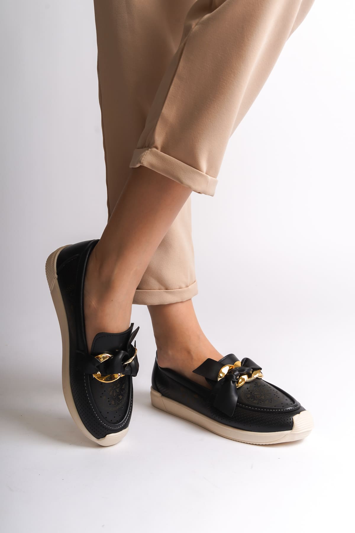 LYDIA Laceless Orthopedic Comfortable Floral Patterned Women's Ballerinas - Black Floral Patterned