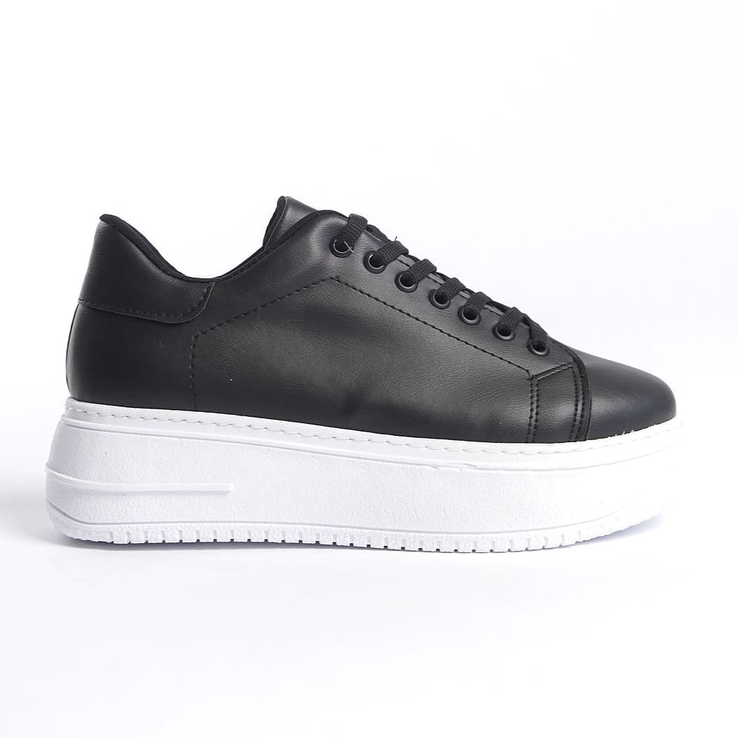 LYON Bağcıklı Ortopedik Rahat Beyaz Kadın Sneaker - Siyah Beyaz
