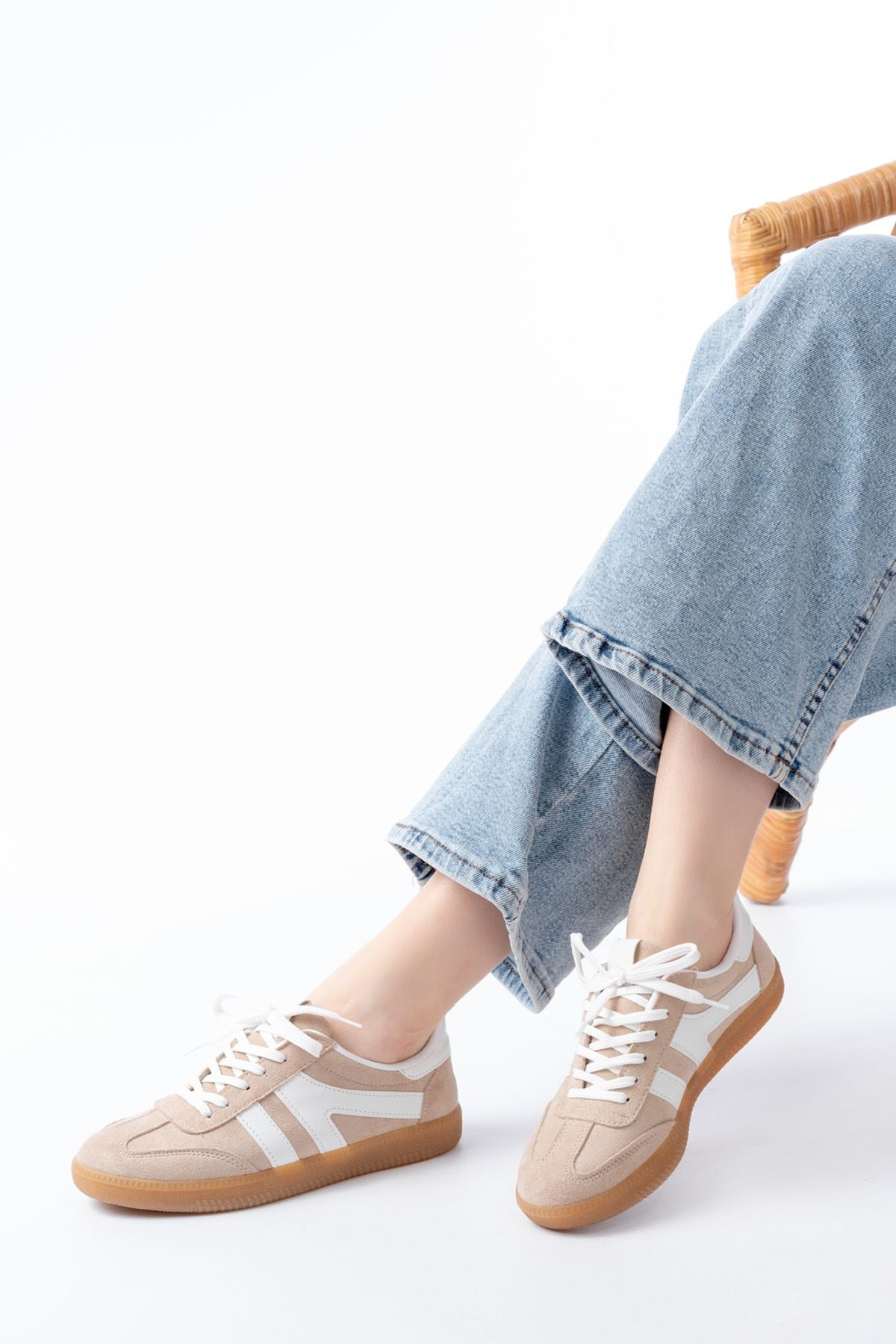 ZRİN-1004 Premium Bej Süet Bağcıklı Günlük Kadın Sneaker