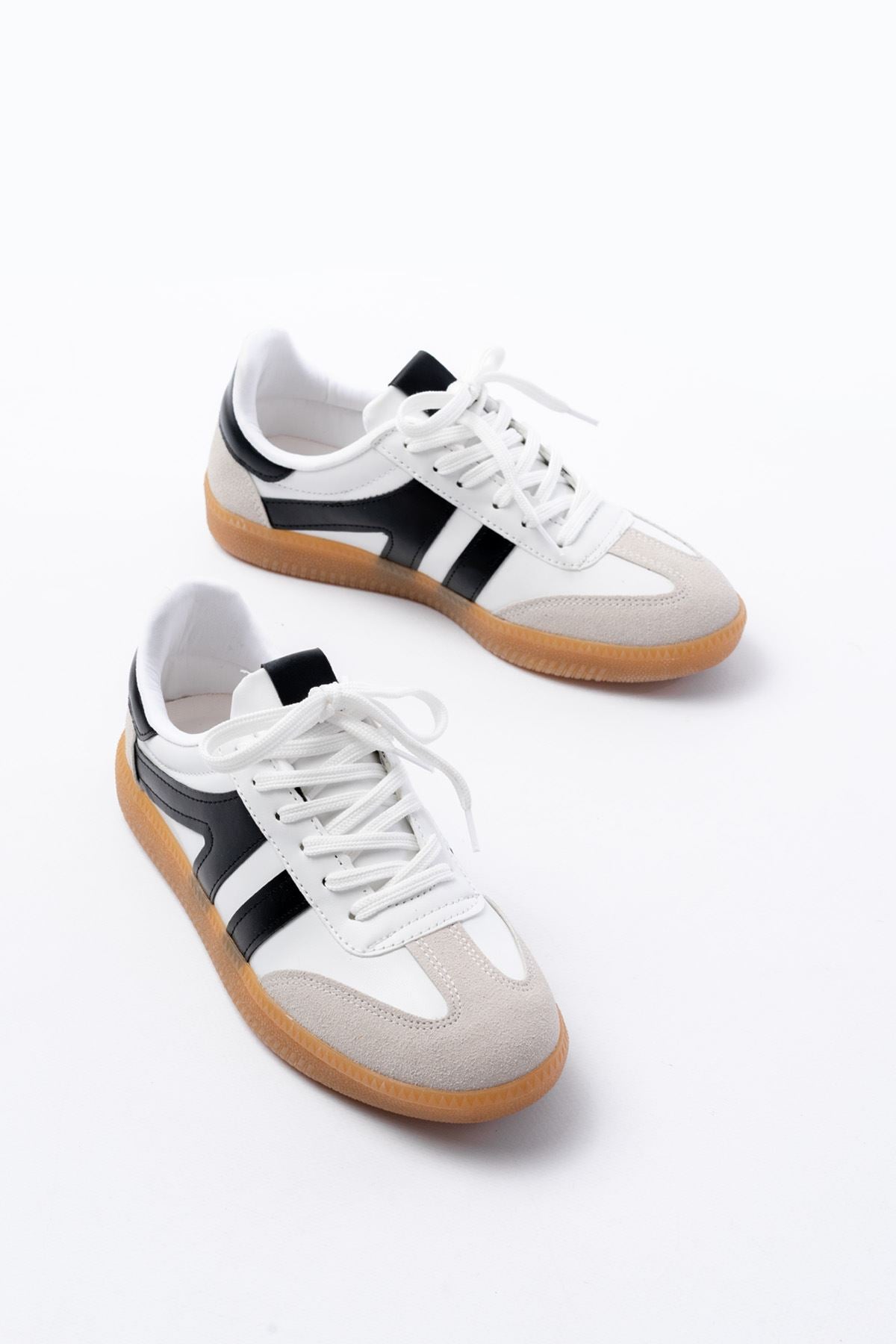 ZRİN-1004 Premium Beyaz Bağcıklı Günlük Kadın Sneaker