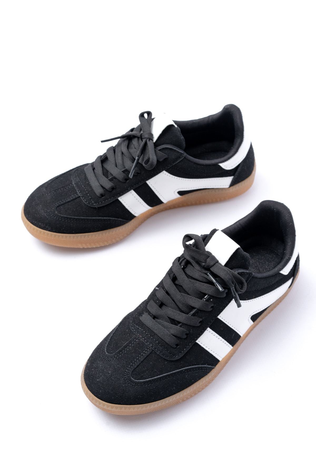 ZRİN-1004 Premium Siyah Süet Bağcıklı Günlük Kadın Sneaker