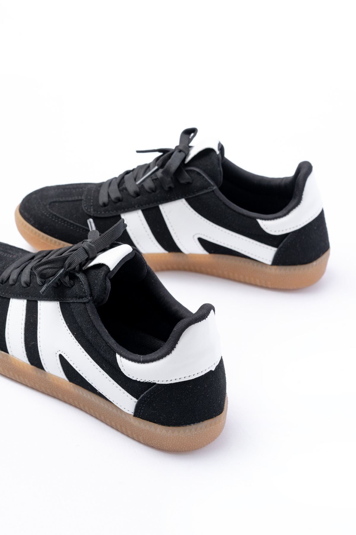 ZRİN-1004 Premium Siyah Süet Bağcıklı Günlük Kadın Sneaker