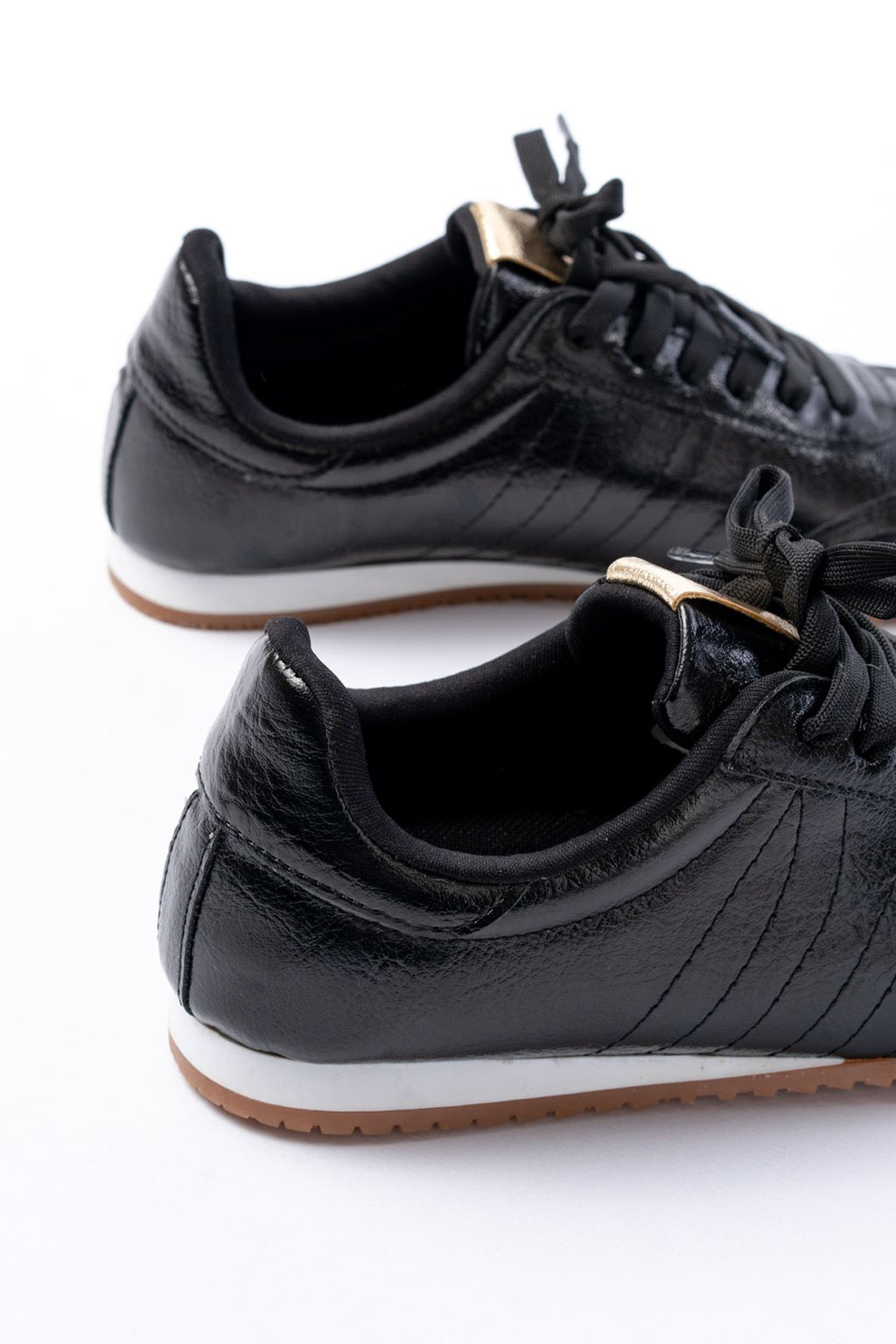 ZRİNM-1009 Premium Siyah Rugan Bağcıklı Kadın Sneaker