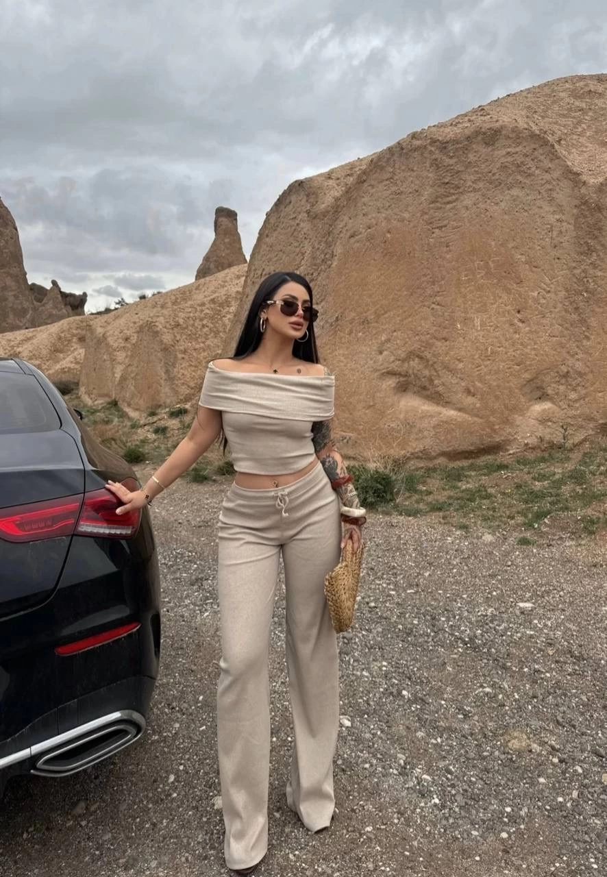 Madonna Collar Wide Leg Trousers Beige Two Piece Suit
