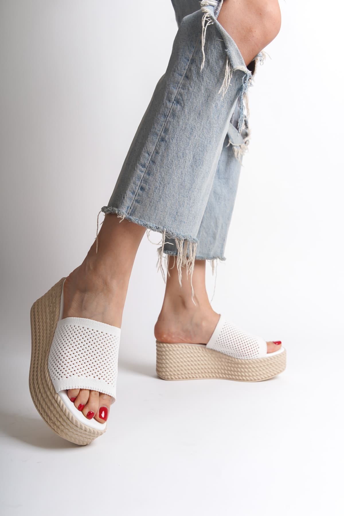 MOSINA Wedge Heeled Orthopedic Sole Straw Knitted White Women's Slippers