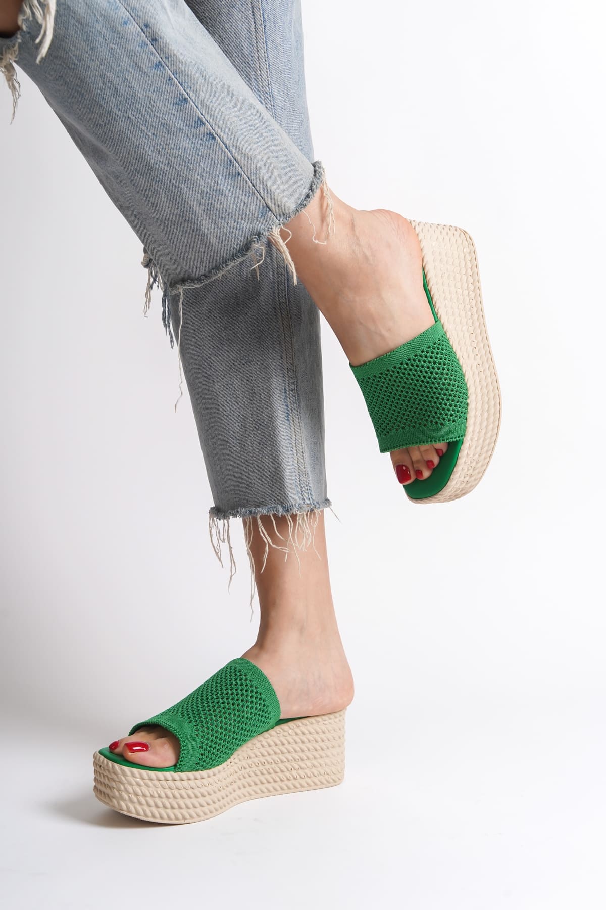 MOSINA Wedge Heeled Orthopedic Sole Straw Knit Green Women's Slippers