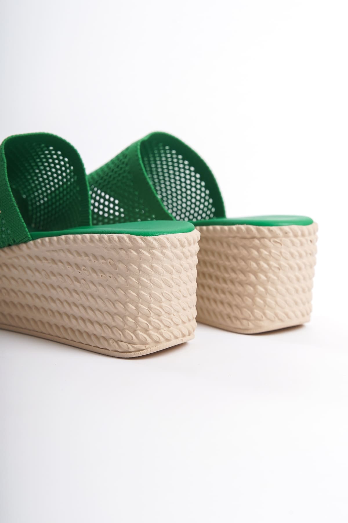 MOSINA Wedge Heeled Orthopedic Sole Straw Knit Green Women's Slippers