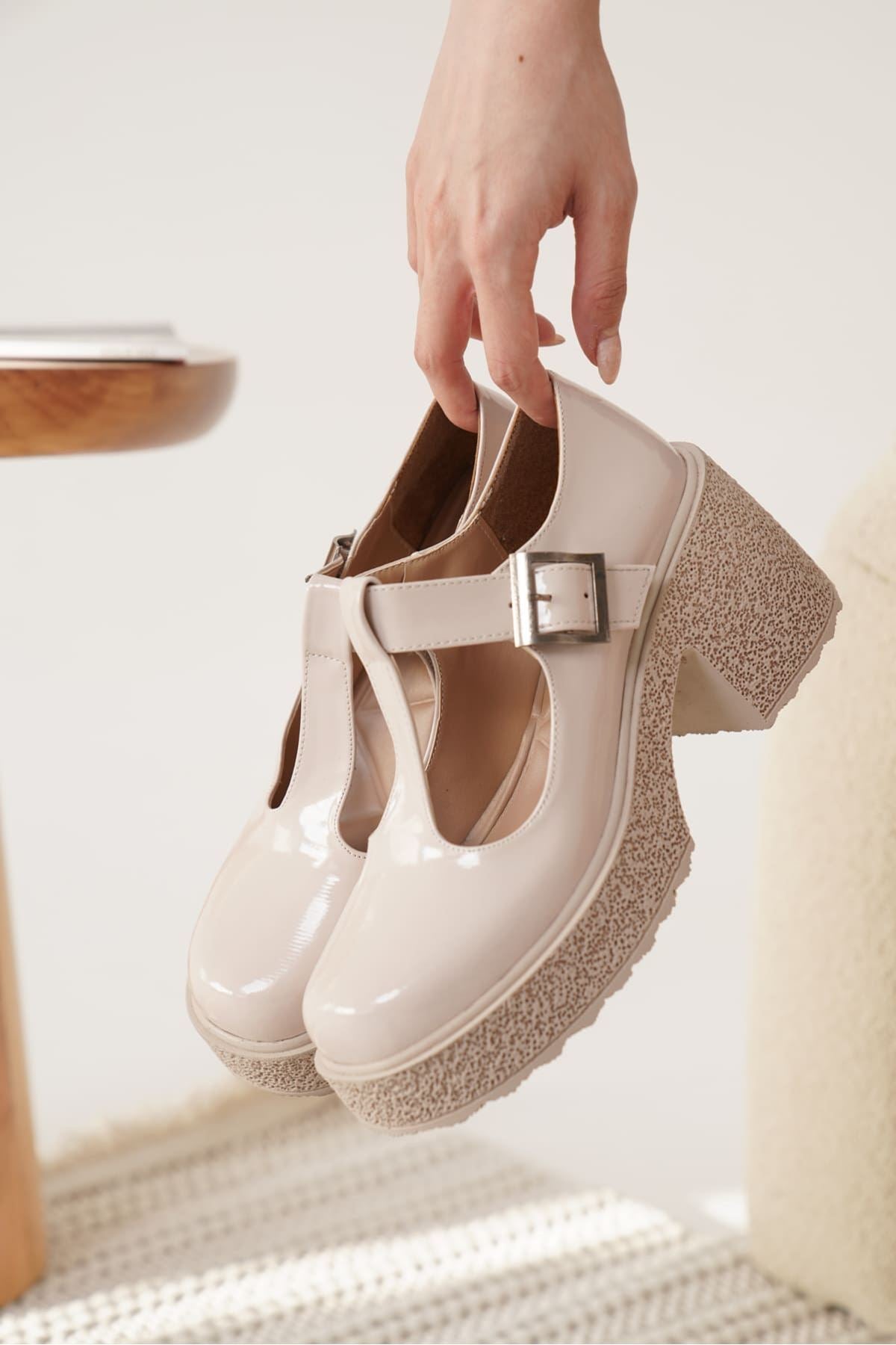 Mathilda Premium Beige Patent Leather Casual Wedge Heeled Shoes