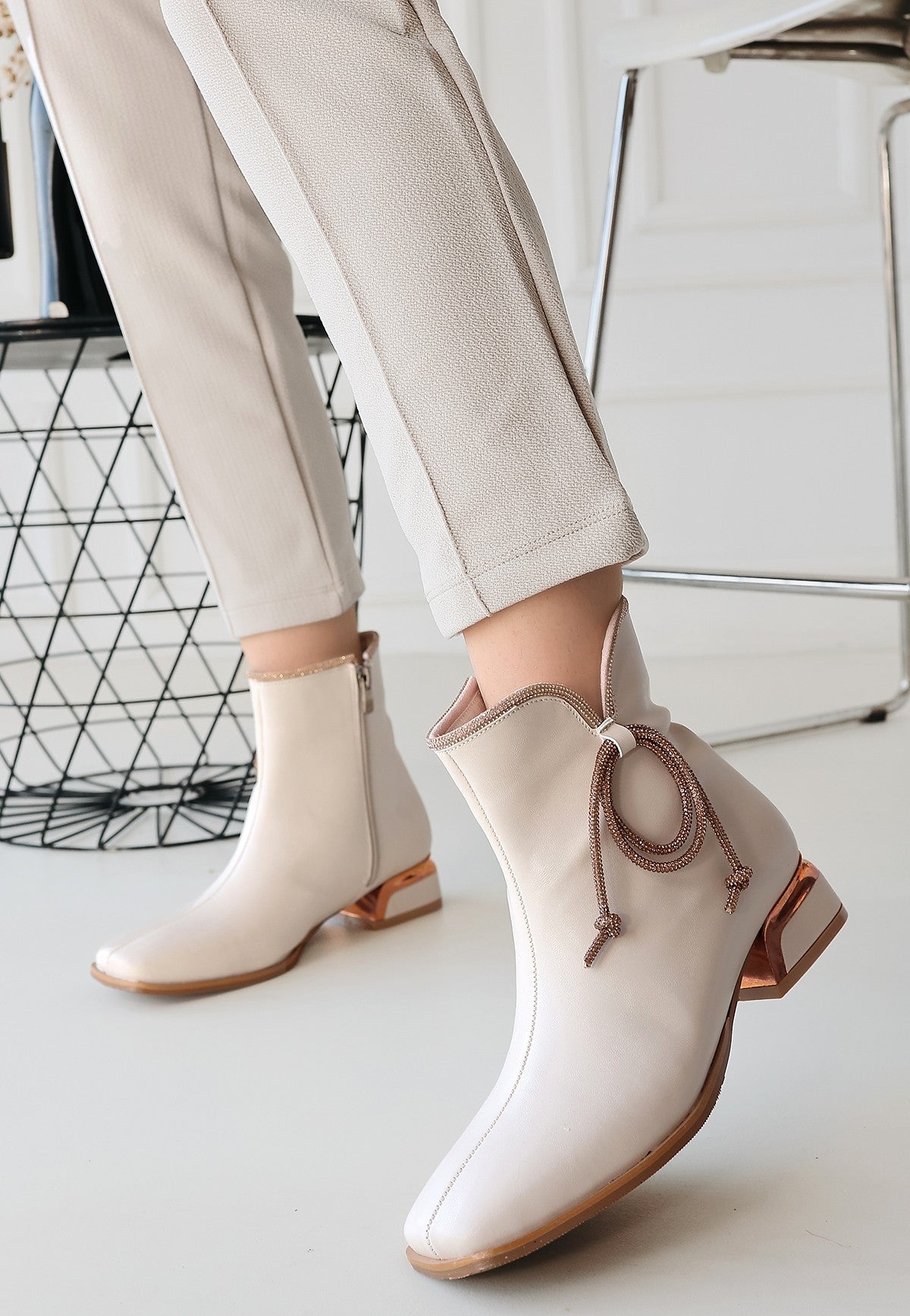 Melina Beige Stone Detailed High Heel Zippered Boots