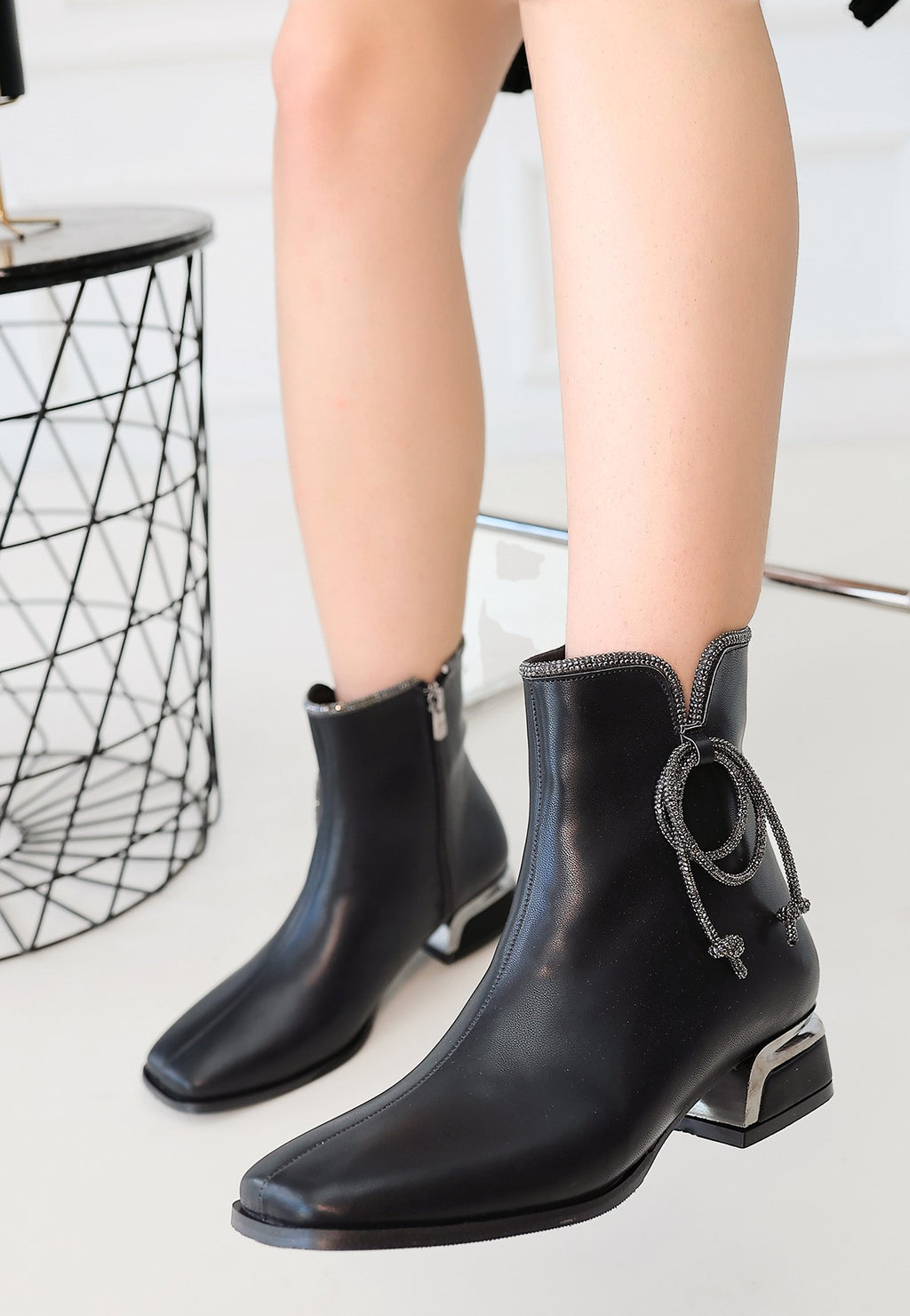 Melina Black Stone Detailed High Heel Zippered Boots