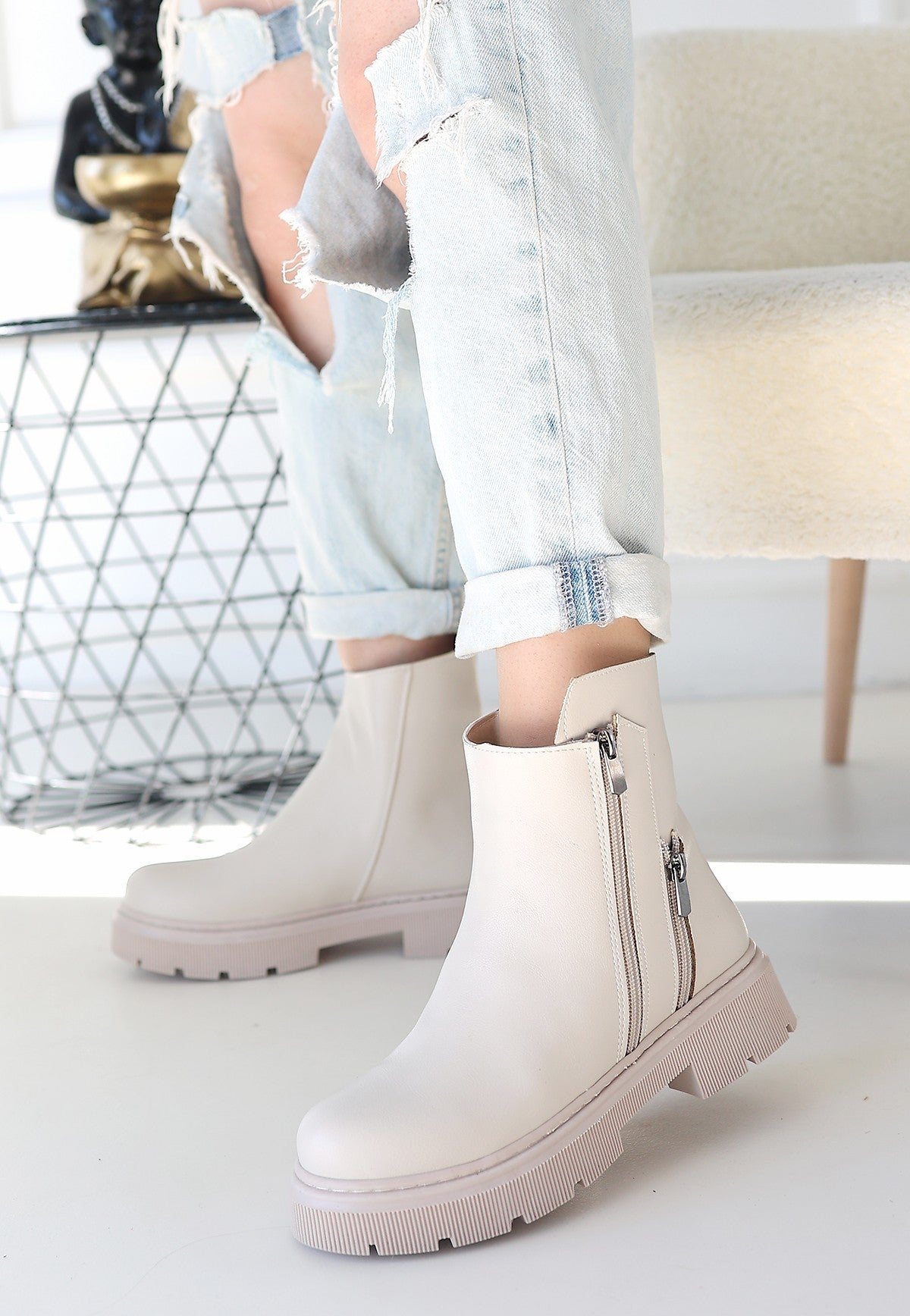 Menta Premium Beige Zipper Accessory Boots