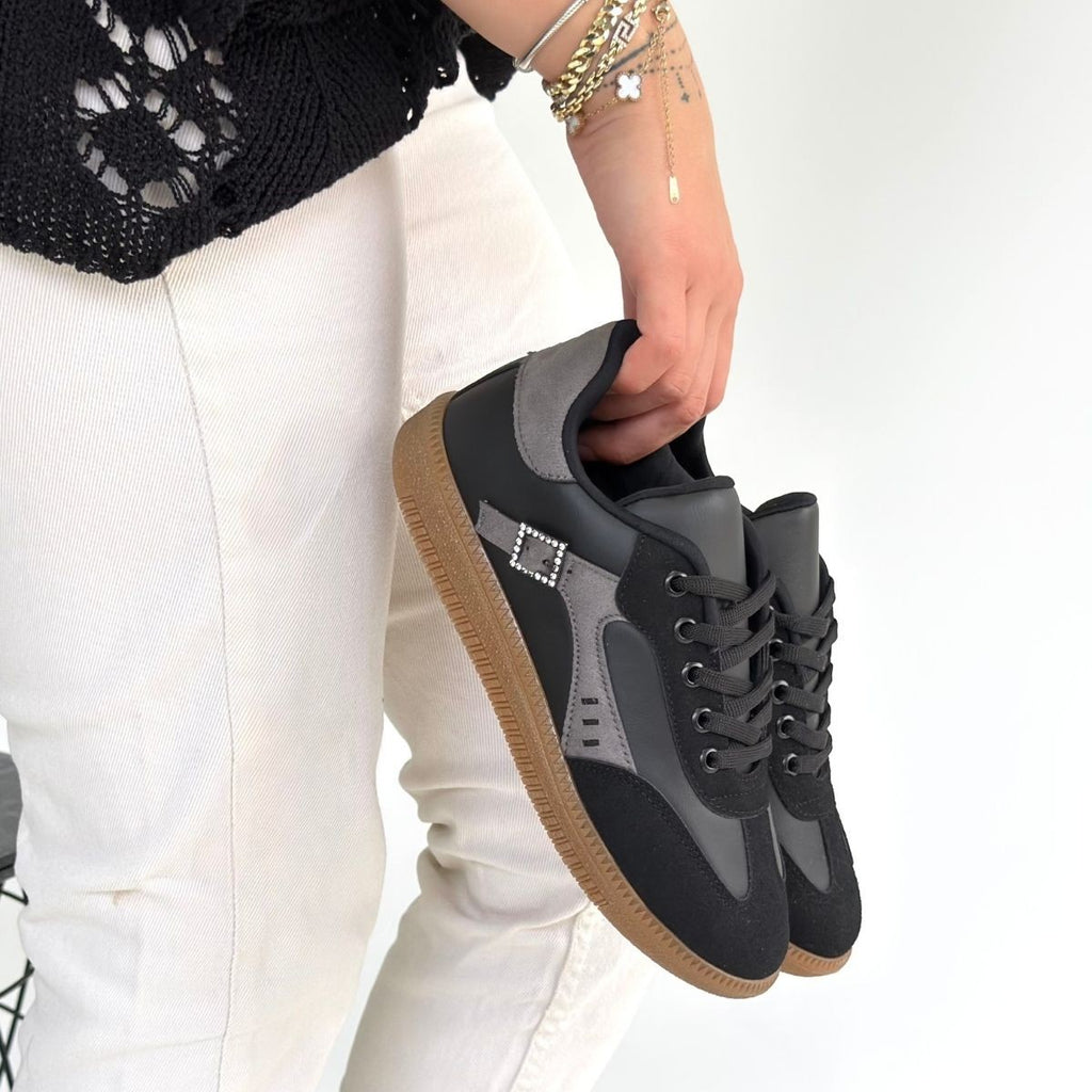 ZRNE-010 Premium Siyah Bağcıklı Kadın Sneaker