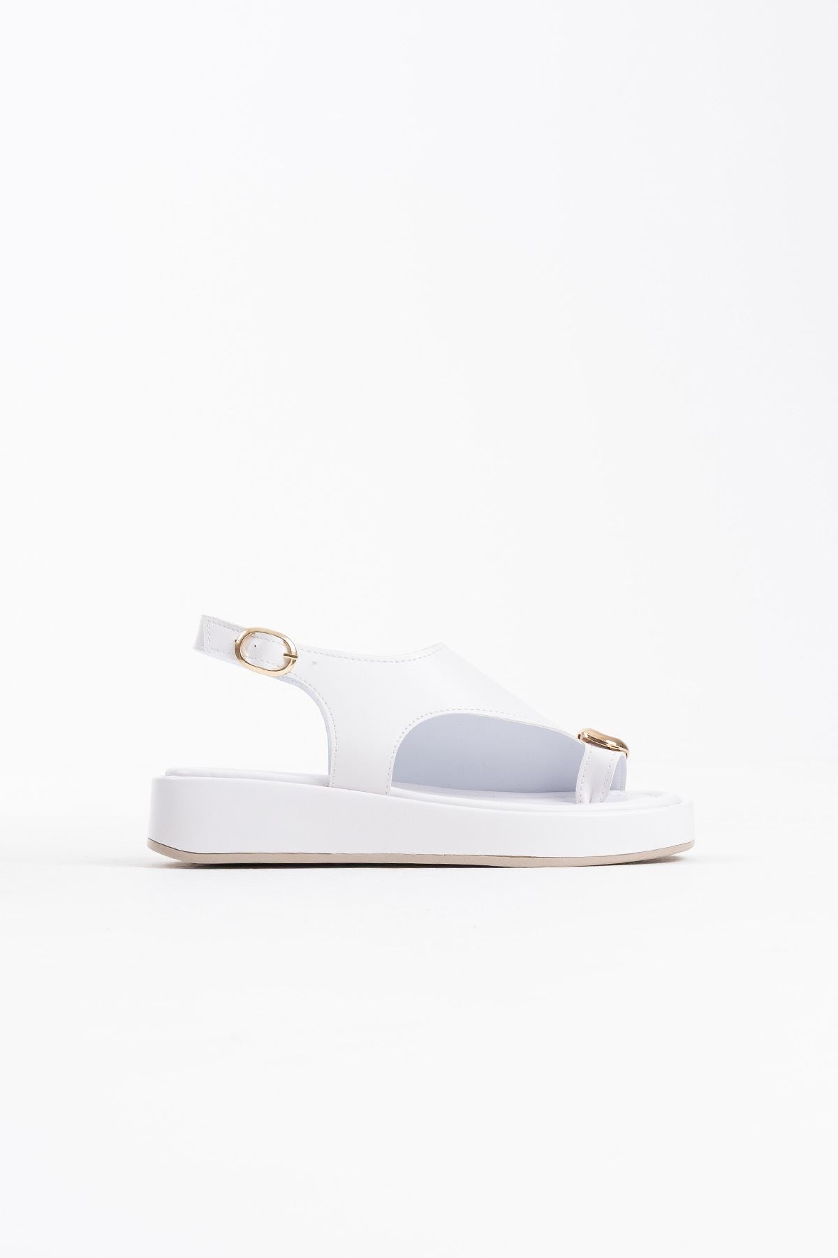Milena Premium White Buckle Detailed Sandals