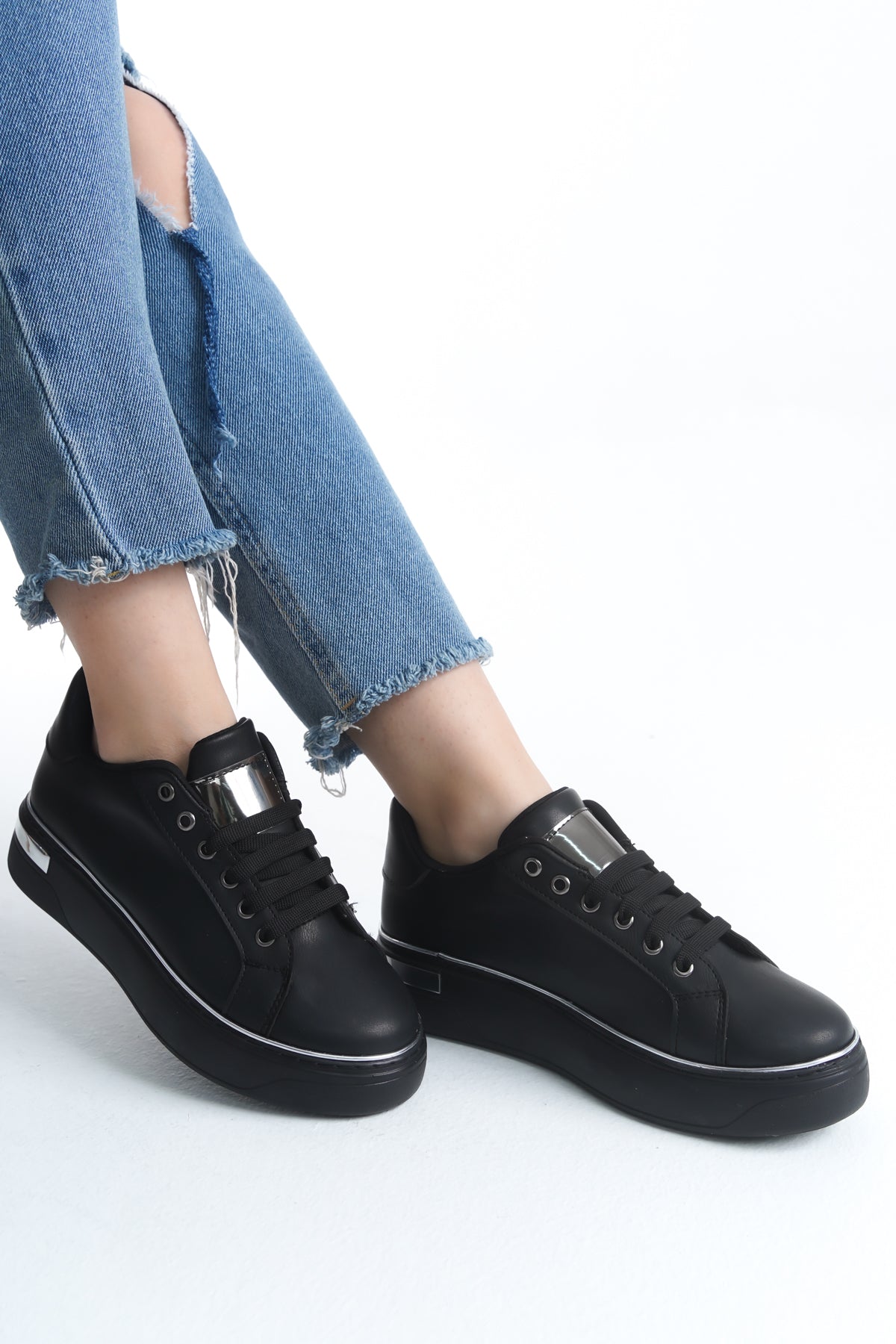 MINA Lace-Up Orthopedic Sole Women's Sneakers - Black/Silver