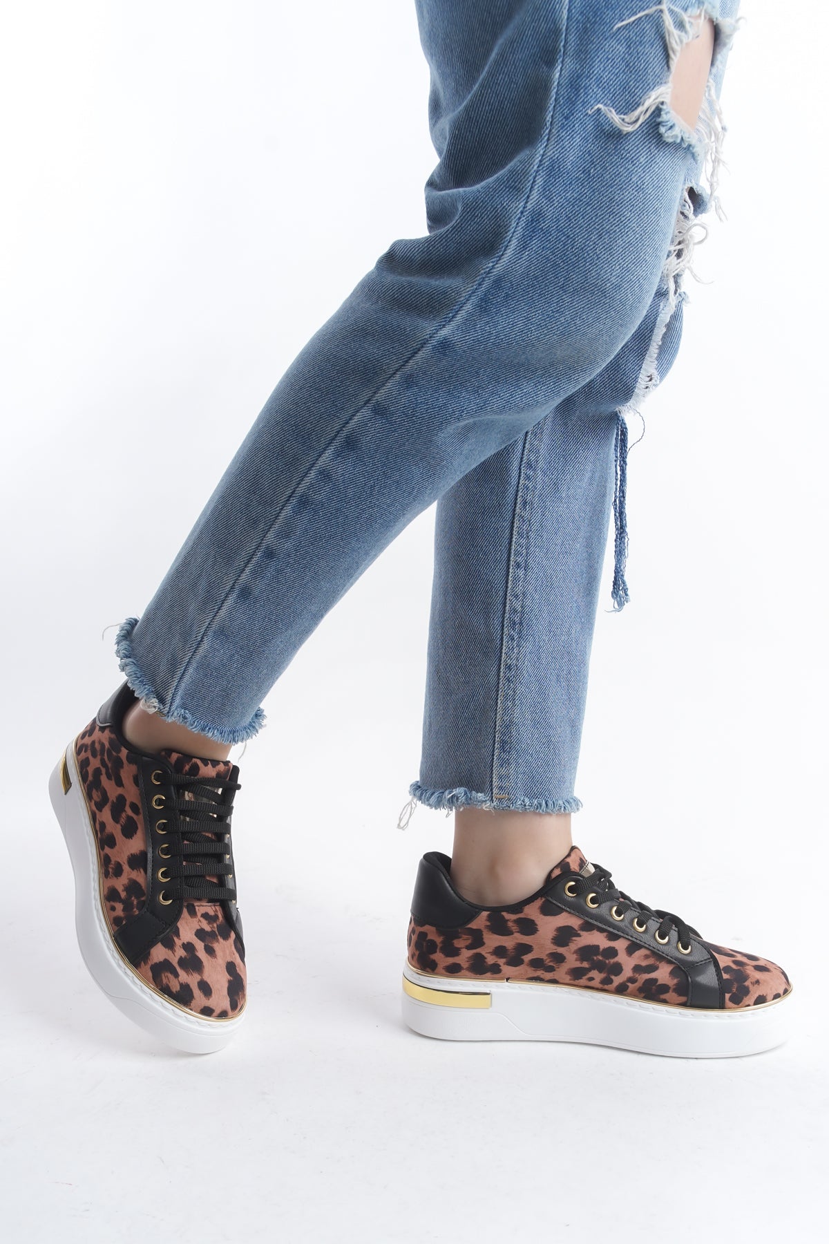 MINA Lace-Up Orthopedic Sole Leopard Patterned Women's Sneakers - Brown