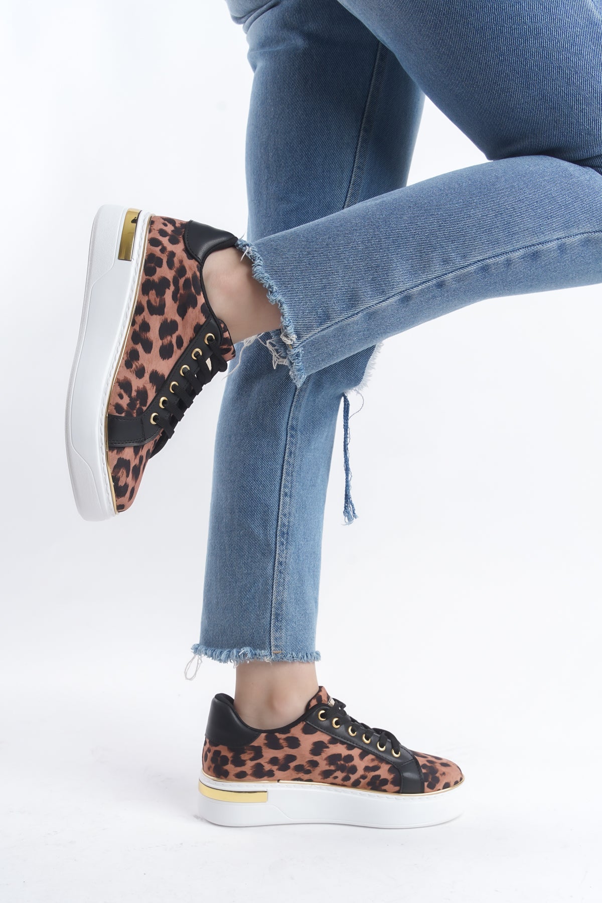 MINA Lace-Up Orthopedic Sole Leopard Patterned Women's Sneakers - Brown