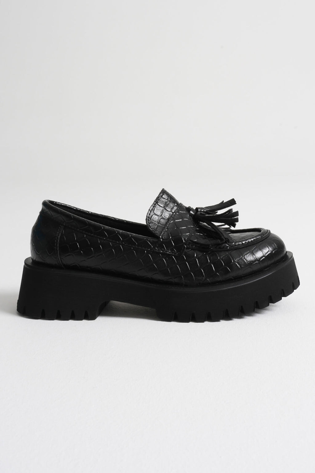 Melora Premium Kadın Günlük Siyah Kroko Baskılı Püsküllü Loafer