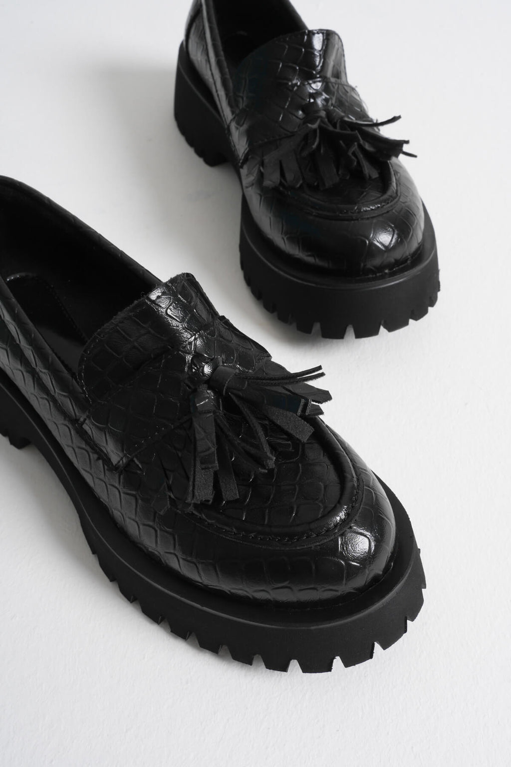 Melora Premium Kadın Günlük Siyah Kroko Baskılı Püsküllü Loafer