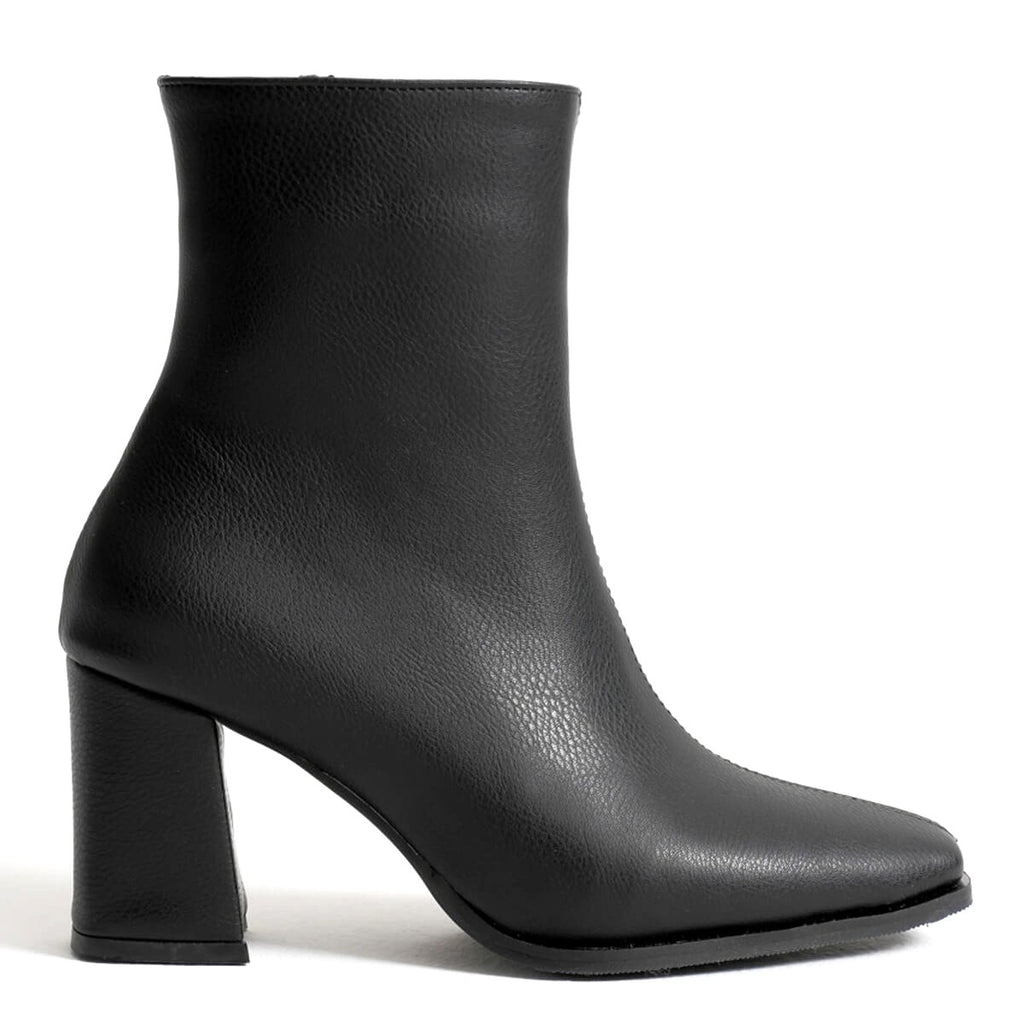 ZRT08MK02 Premium Siyah Kalın Topuklu Fermuarlı Bot 7 cm