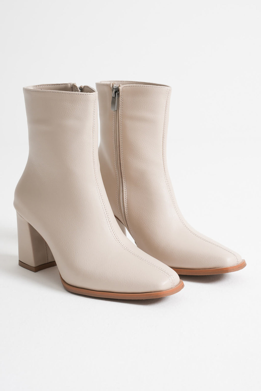 Mue Premium Kadın Bej Kalın Topuklu Fermuarlı Bot