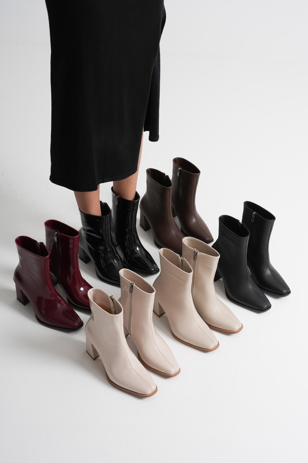 Mue Premium Kadın Siyah Rugan Kalın Topuklu Fermuarlı Bot