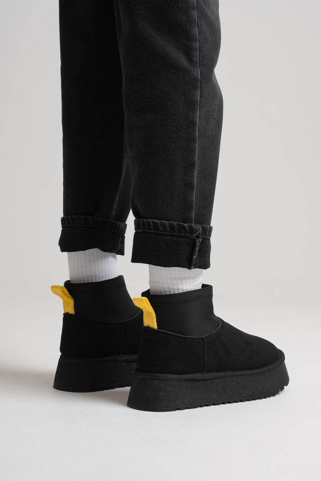 Nadia Premium Women's Black Winter Fur Lined Thick Sole Boots