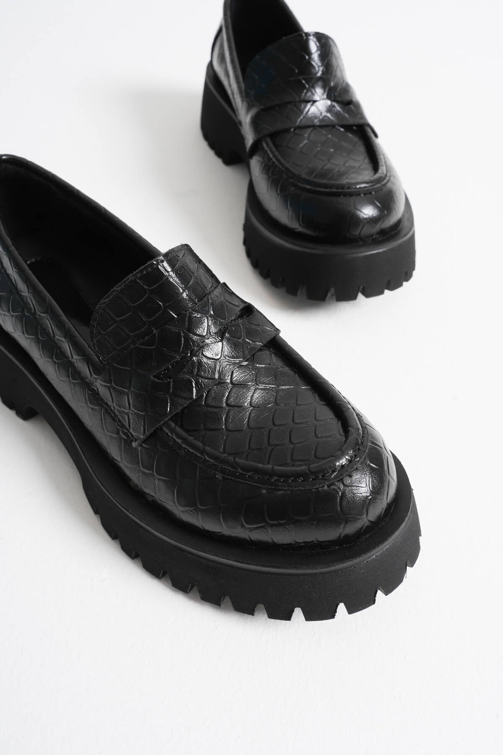 Savana Premium Kadın Günlük Siyah Kroko Loafer Ayakkabı