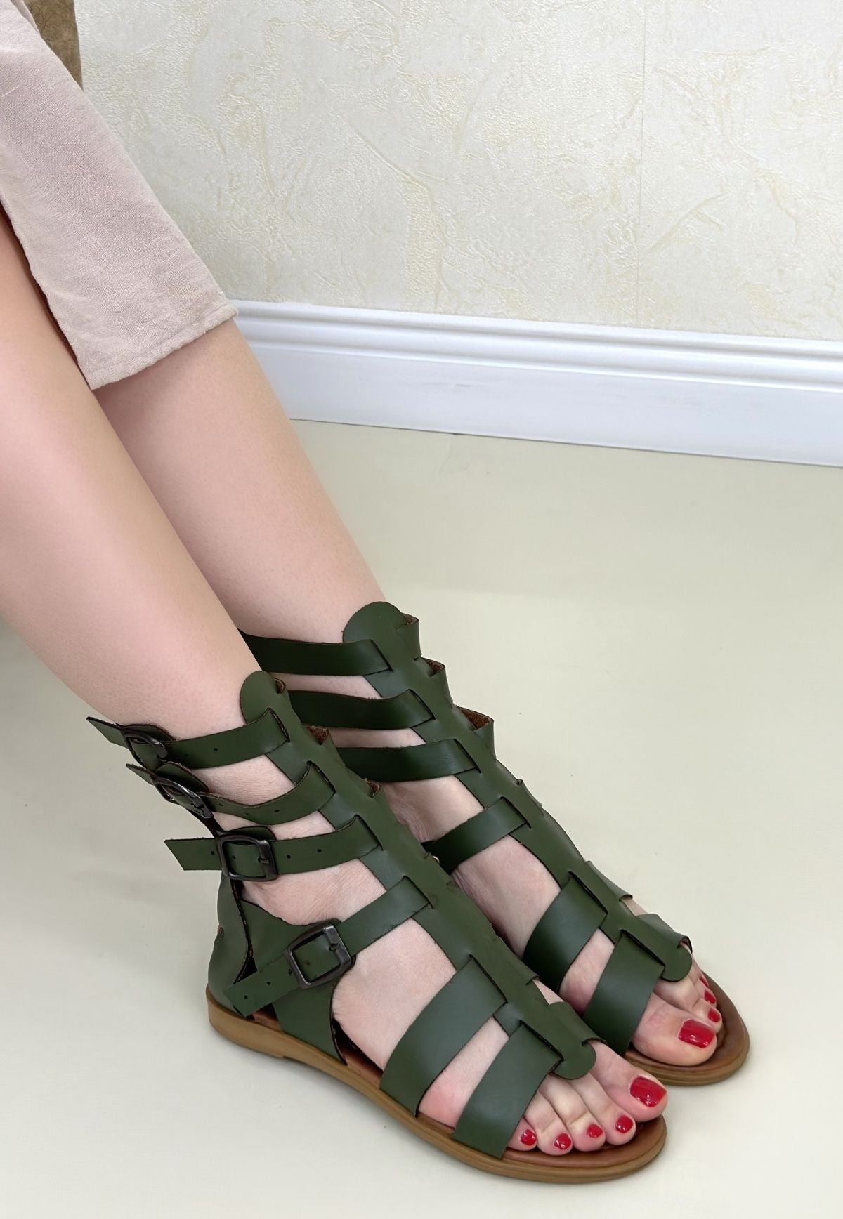 Nola Gladyatör Model Yeşil Hakiki Deri Kemerli Sandalet