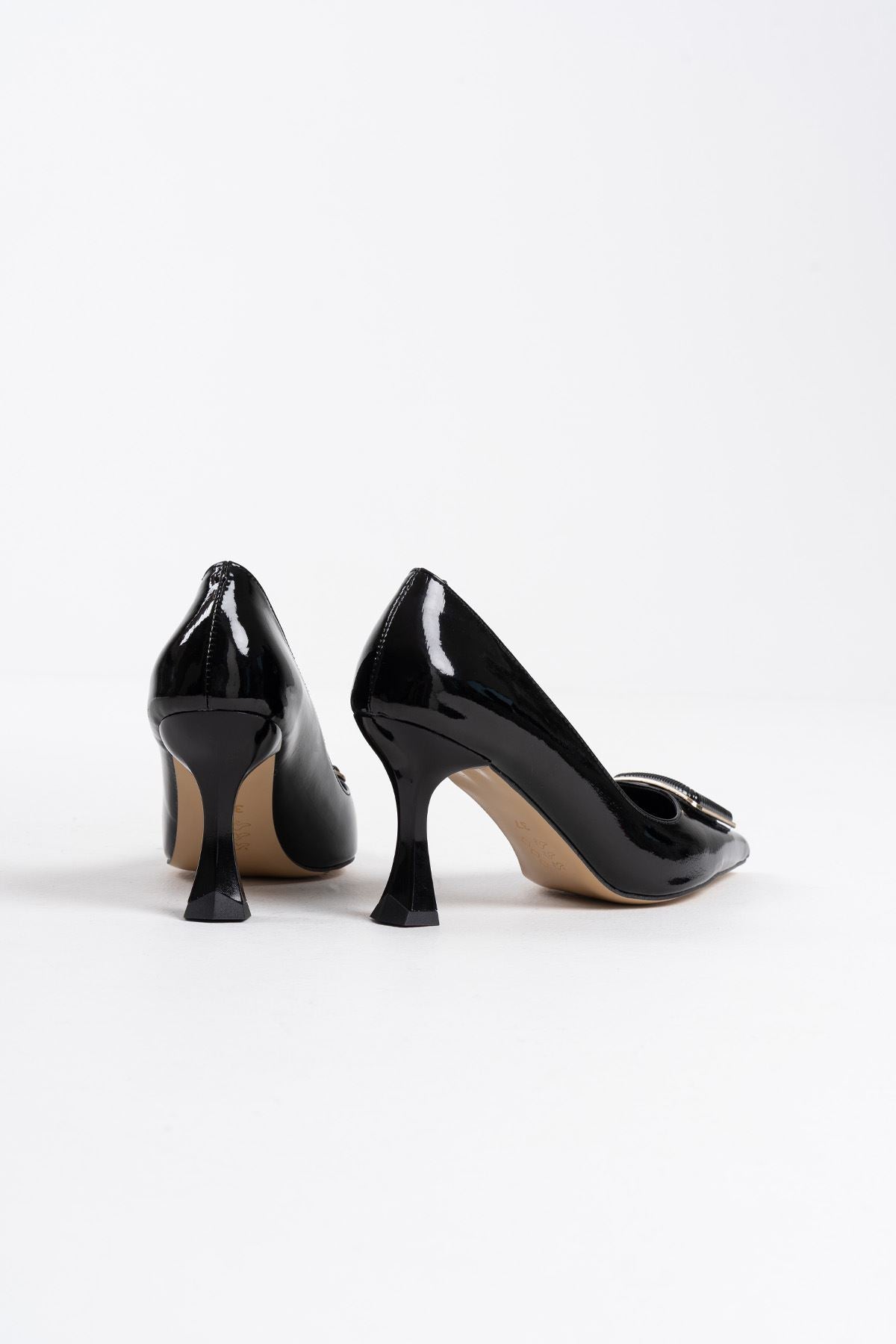 Menton Premium Stiletto Siyah Rugan 7 cm