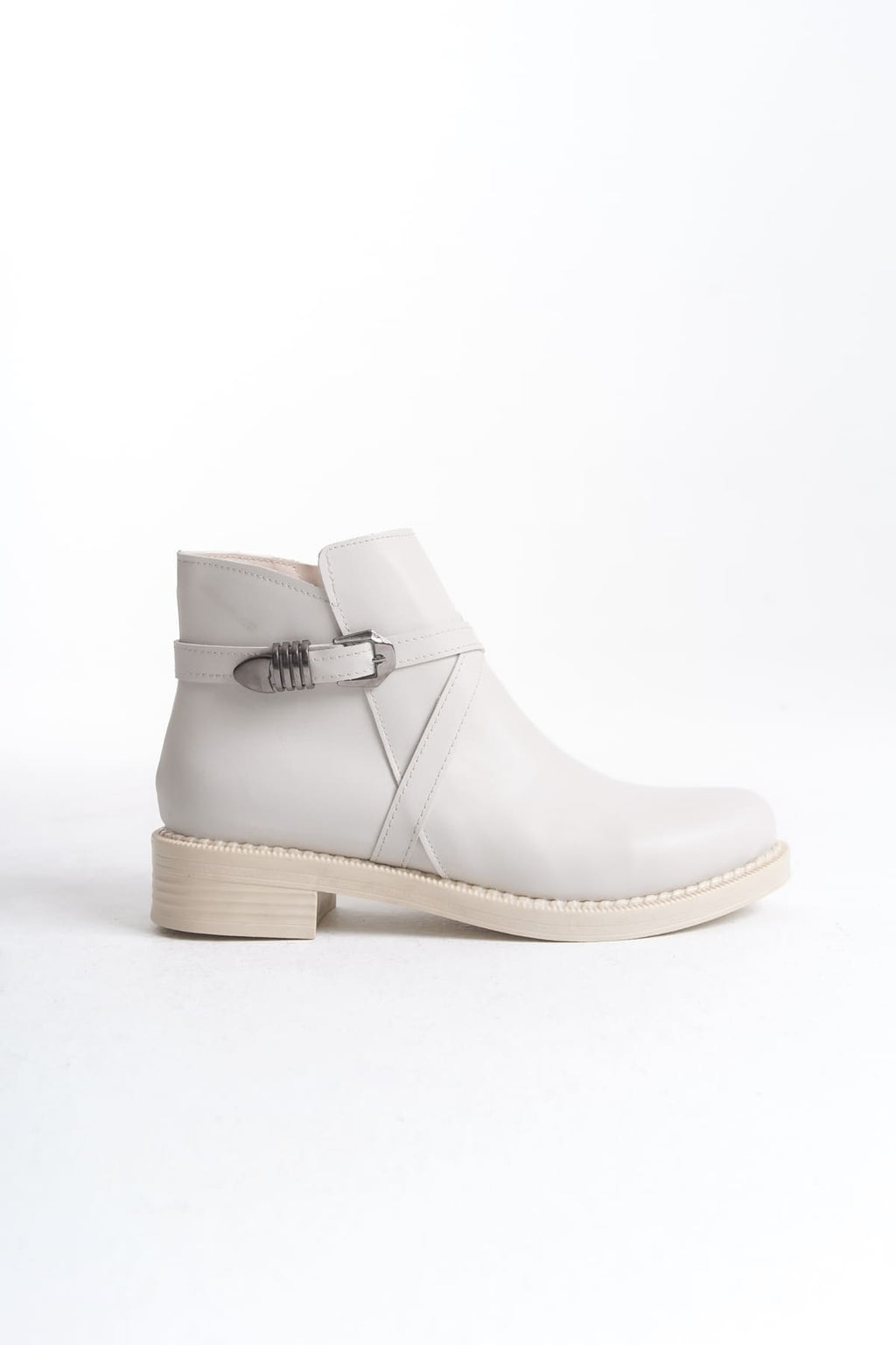 NOVA Women's Boots – Cream with Orthopedic Heels, Elastic Zipper Detail