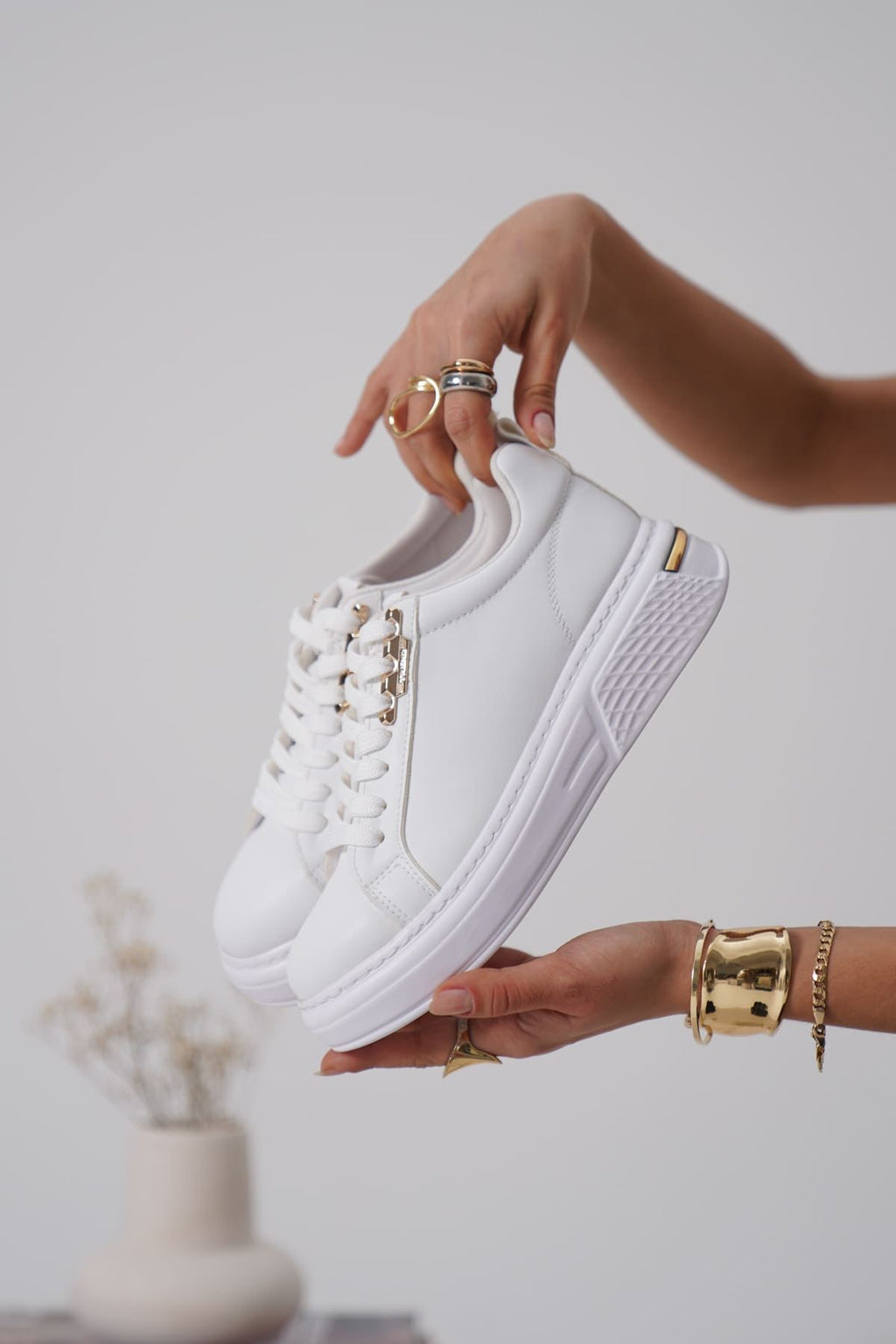 Nova Premium Kadın Gold Detaylı Beyaz Sneaker