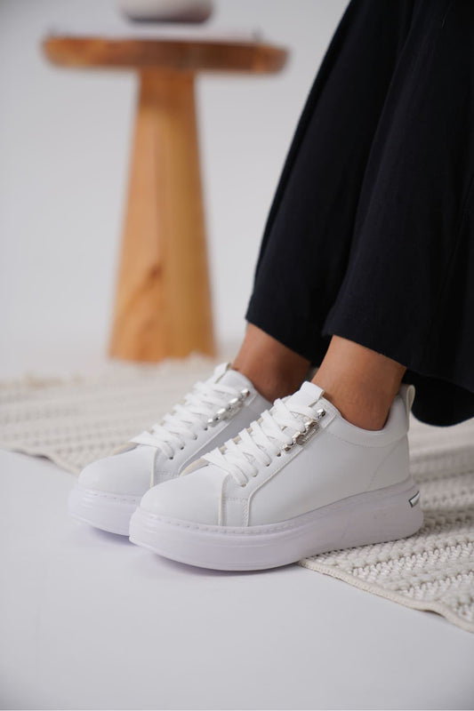 Nova Premium Women's Silver Detailed White Sneakers