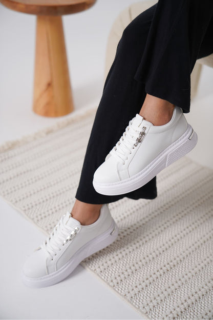 Nova Premium Women's Silver Detailed White Sneakers