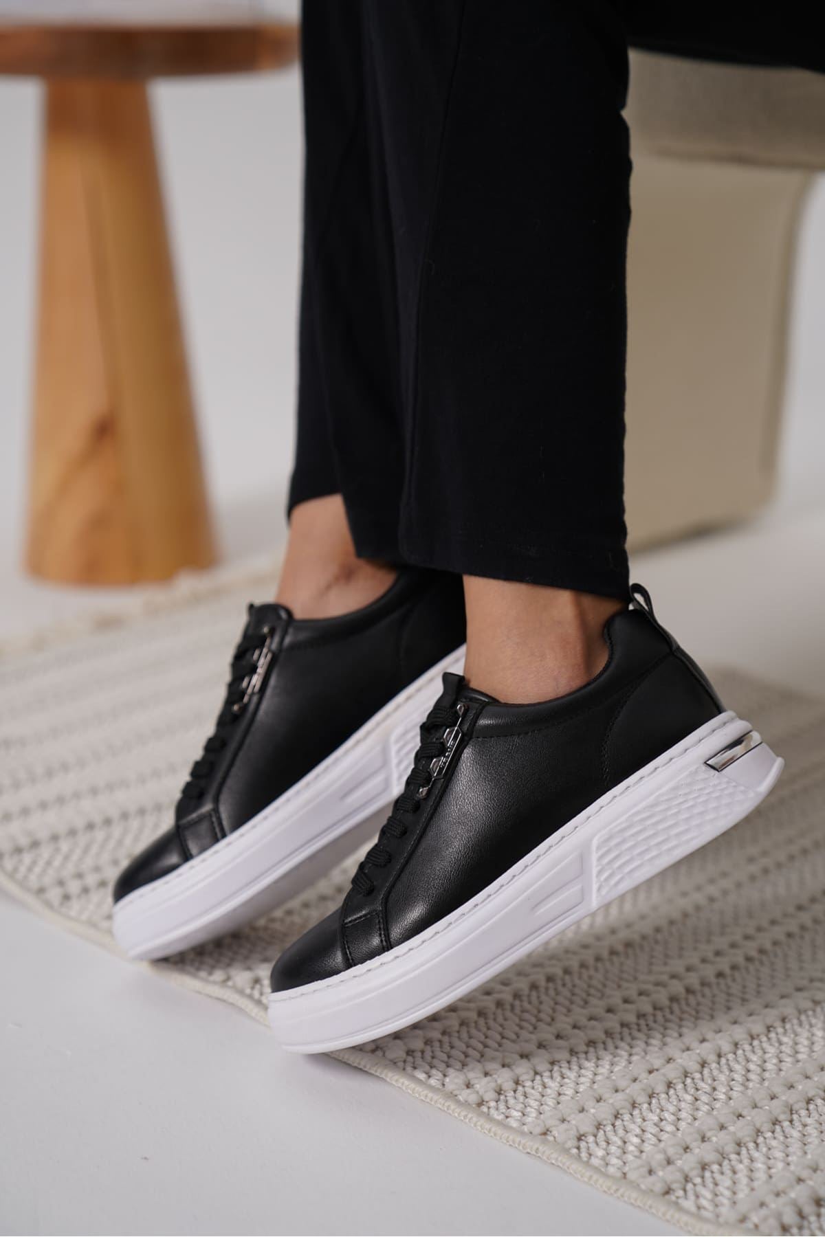 Nova Premium Kadın Gümüş Detaylı Siyah Sneaker