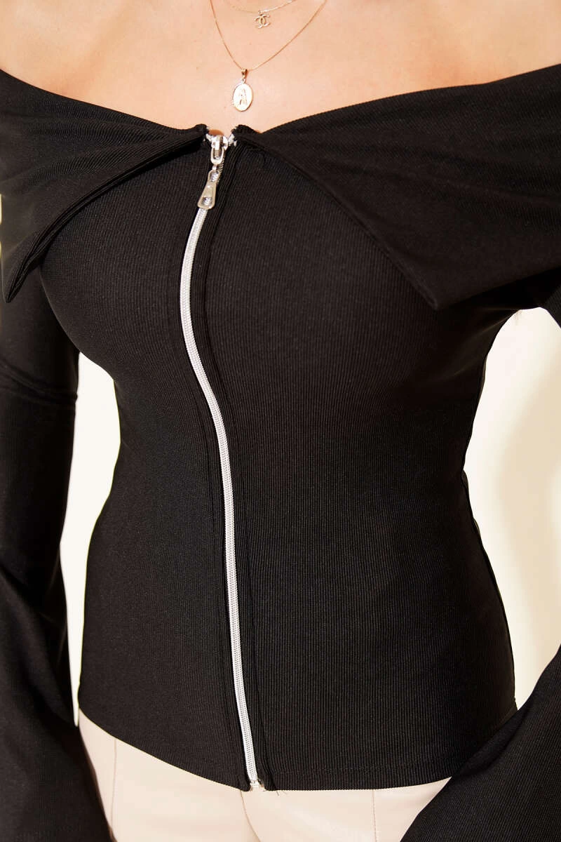 Omzu Açık Fermuarlı Bluz Siyah