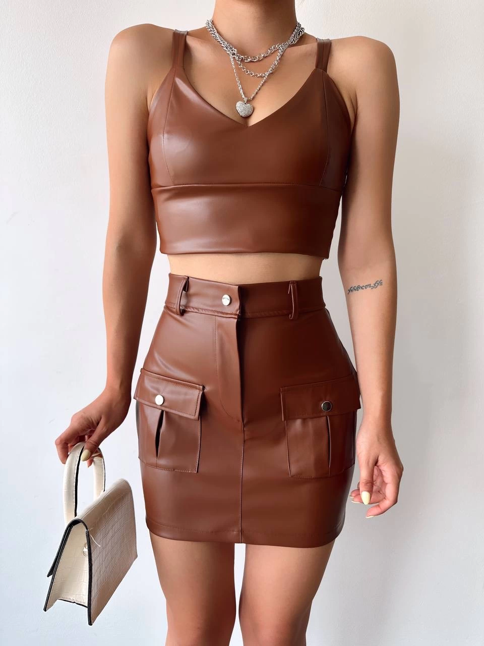 Önden İki Cepli Deri Etek Kahve